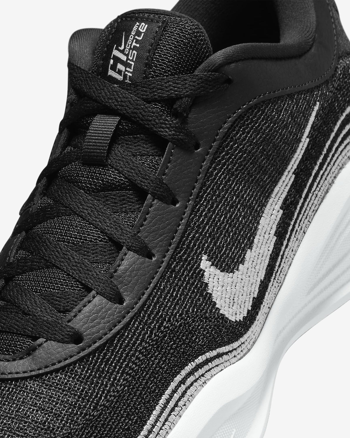 FJ7808-003 Nike GT Hustle Academy Black White (Men's)