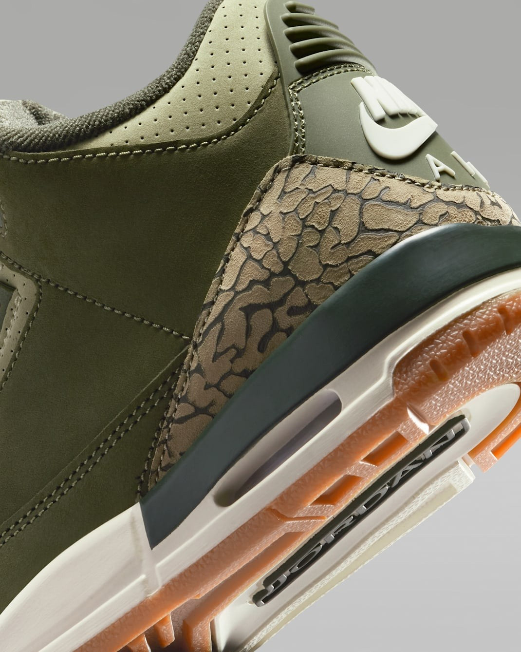 DM0967-202 Nike GS Air Jordan 3 Family Affair