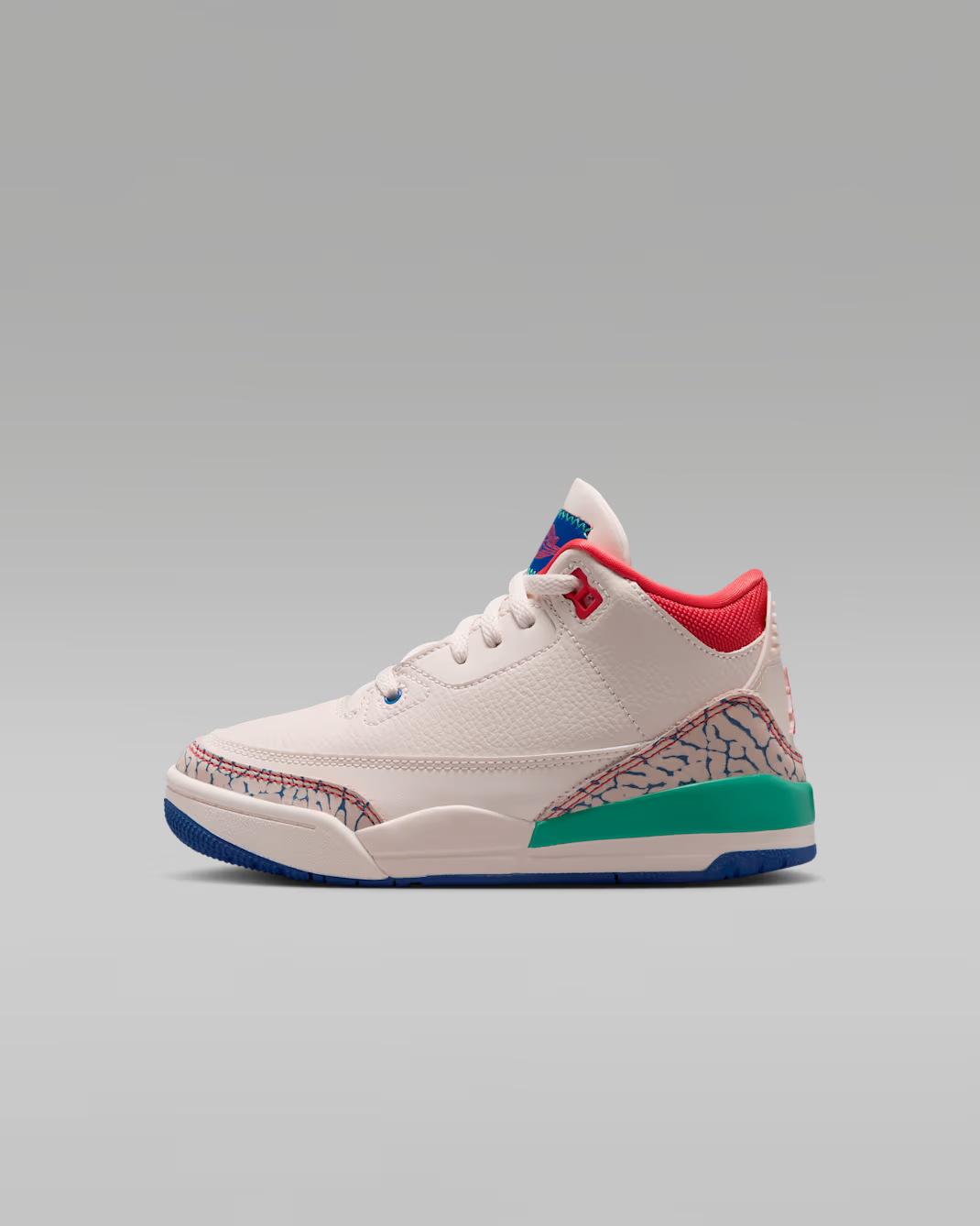 IO2074-100 Nike Jordan 3 Retro "Chalk/Track Red" (PS)