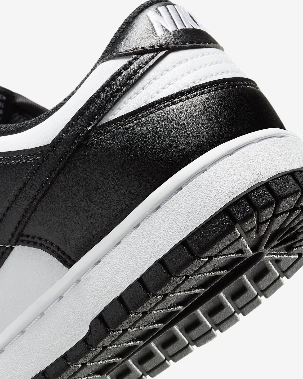 HF5441-100 Nike Dunk Low Retro Panda (Men's)