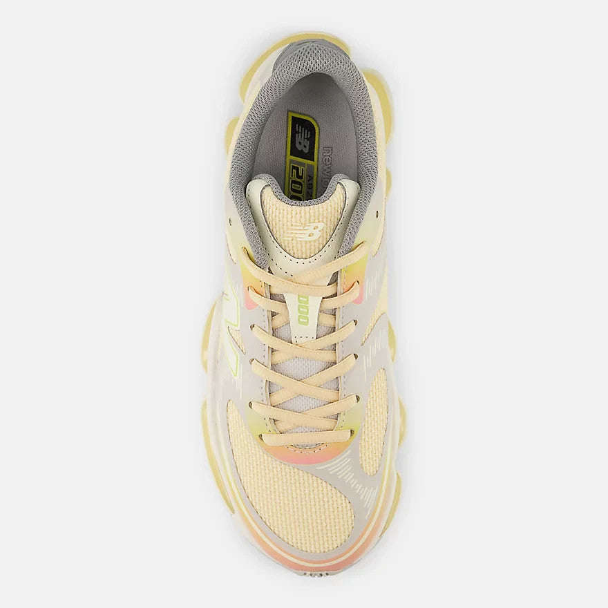 U20004FT New Balance 2000 Sherbert/Angora (Men's)
