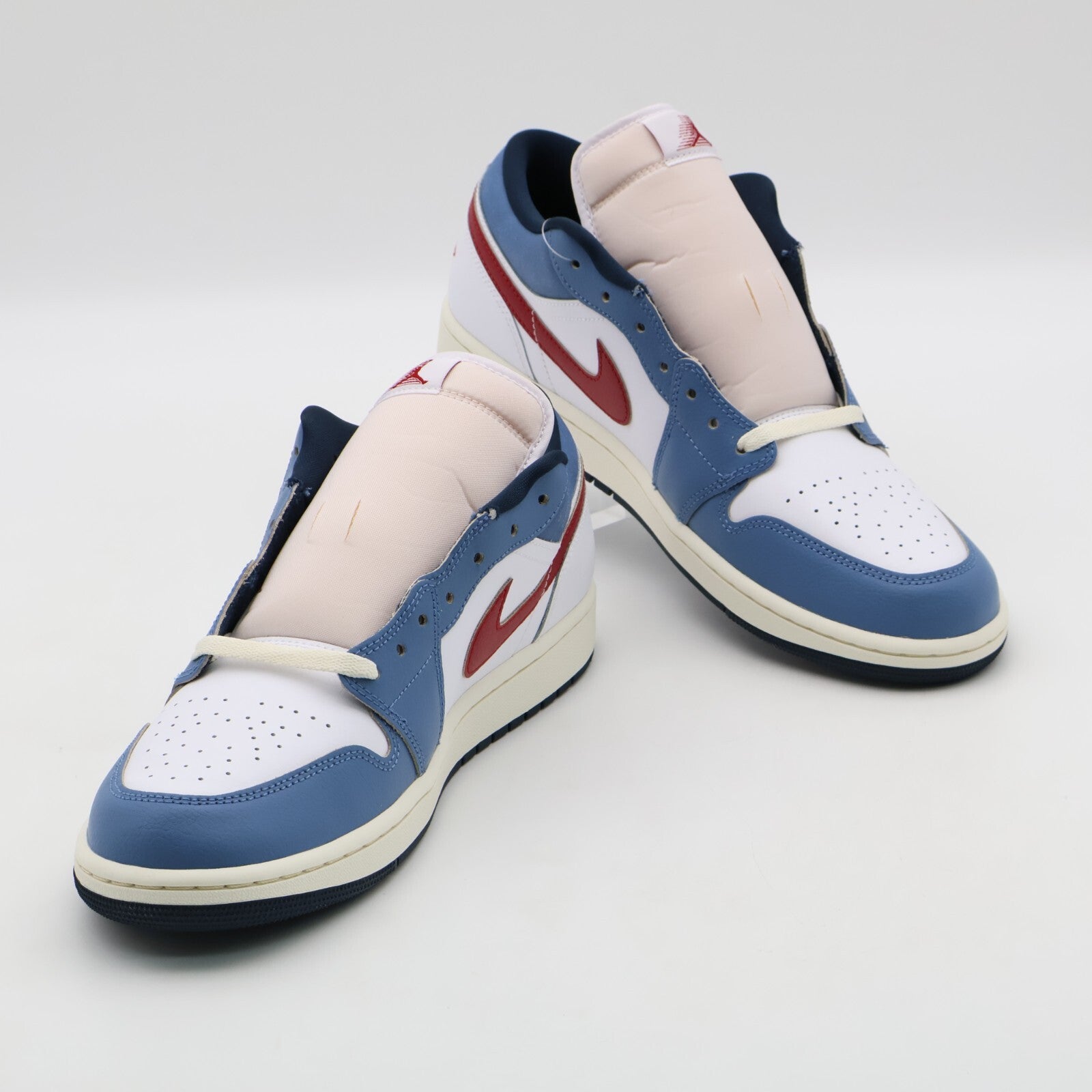 HM3711-144 Nike Air Jordan 1 Low White Aegean Storm