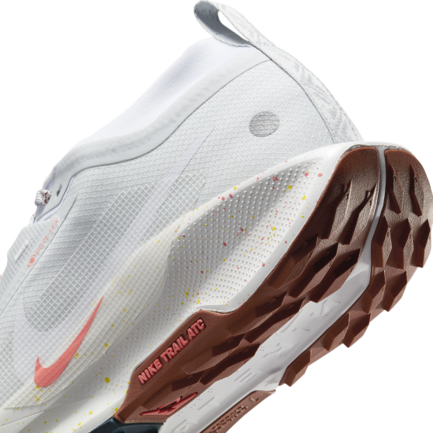 FQ0908-009 Nike Pegasus Trail 5 GORE-TEX Waterproof Trail Running Shoes (Men's)