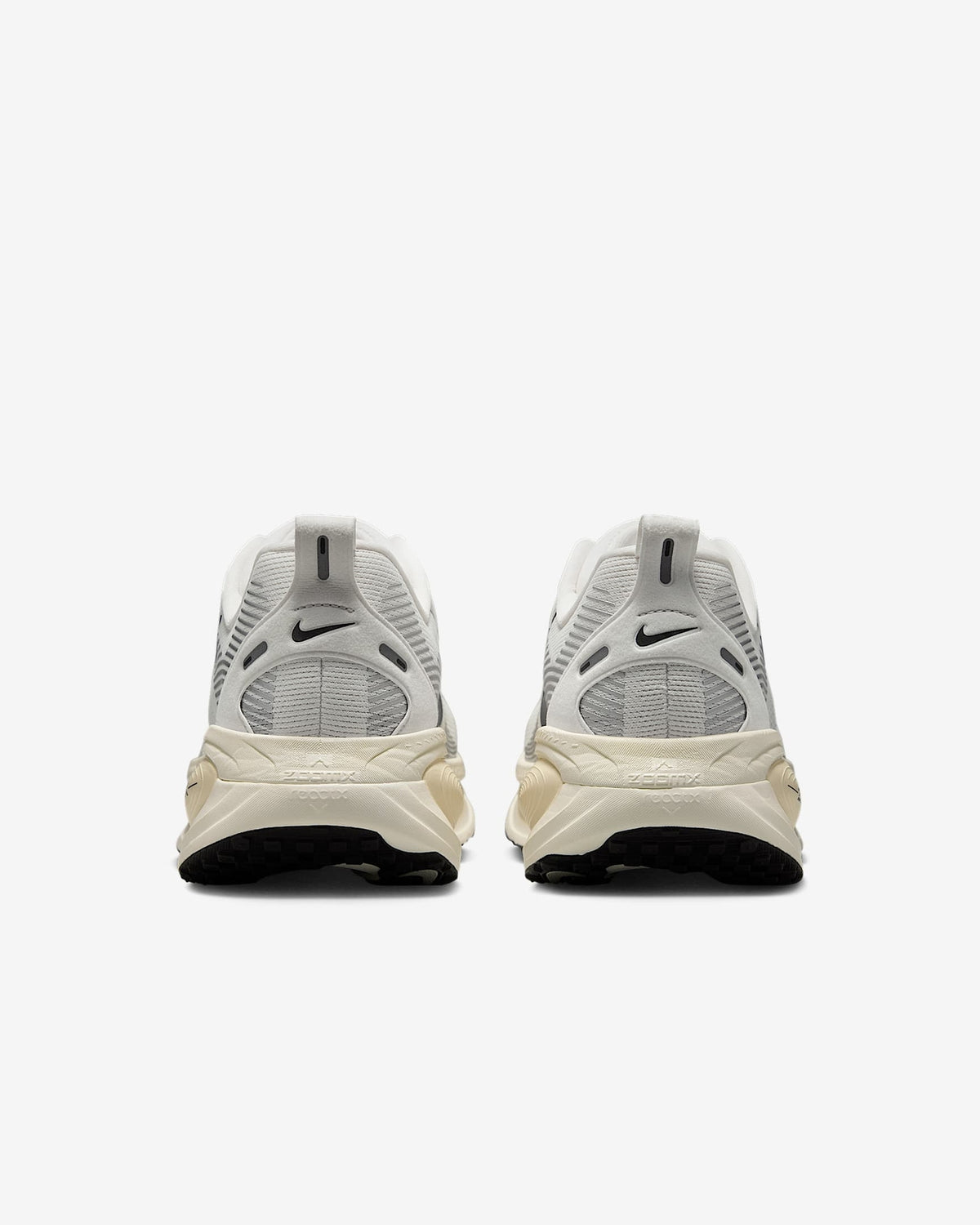 HM6803-101 Nike Vomero 18 Summit White Black Coconut Milk (Men's)