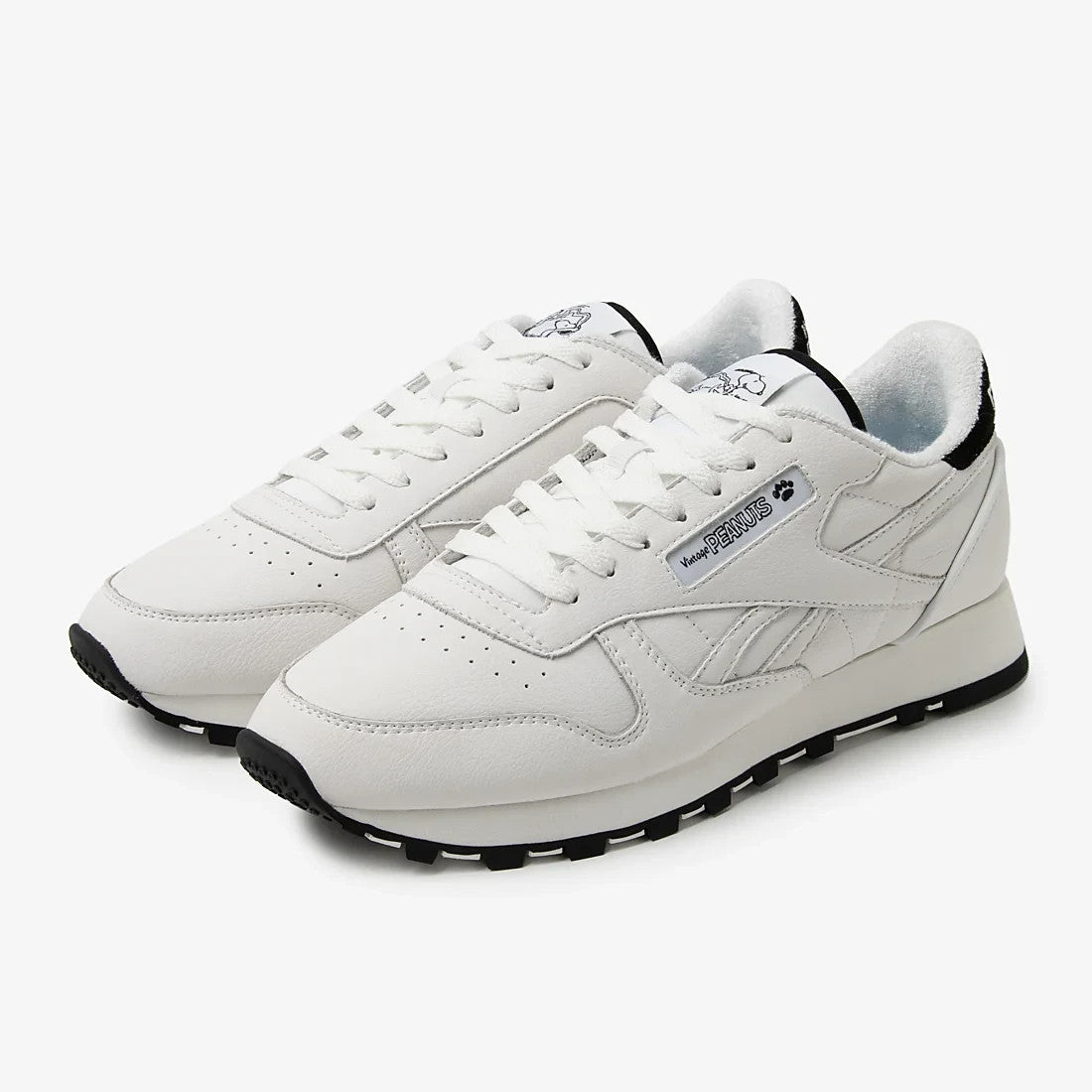 R00202 Peanuts Ã Reebok Classic Leather 1983 Vintage "White" (Men's)