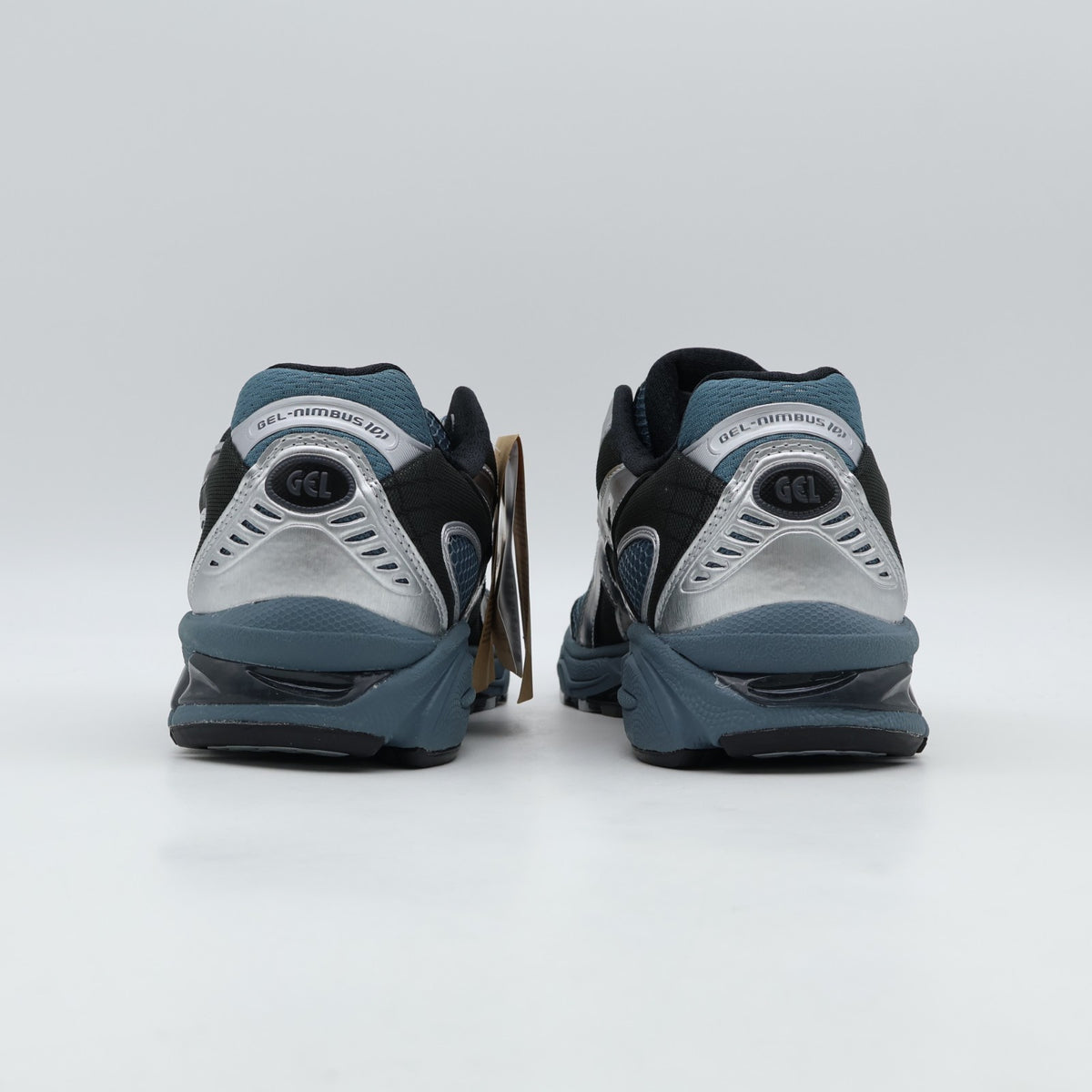 1203A543-021 Asics Gel-Nimbus 10.1 Ironclad Graphite Grey (Men's)