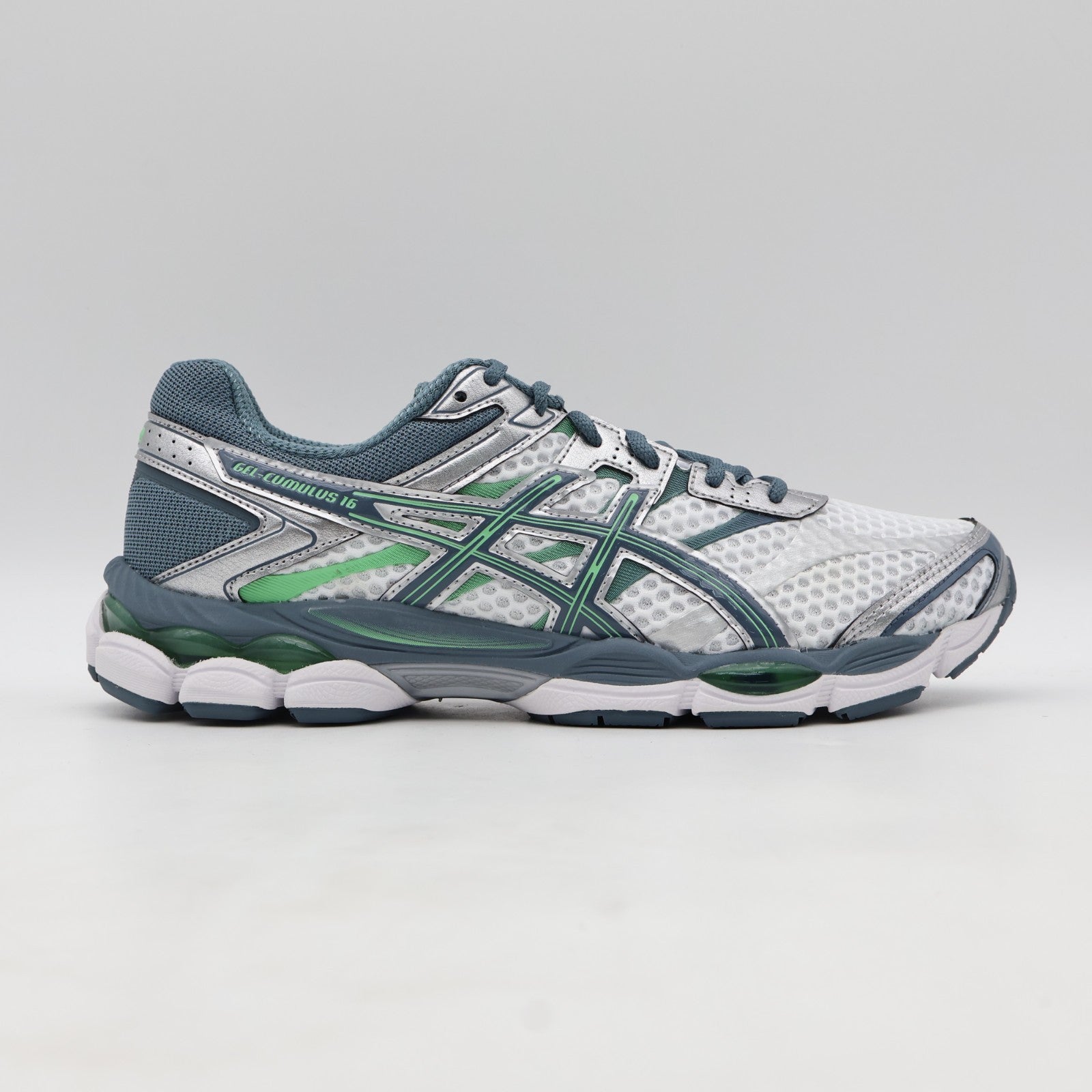 1203a733-100 Asics Gel-Cumulus 16 White Ironclad (Men's)