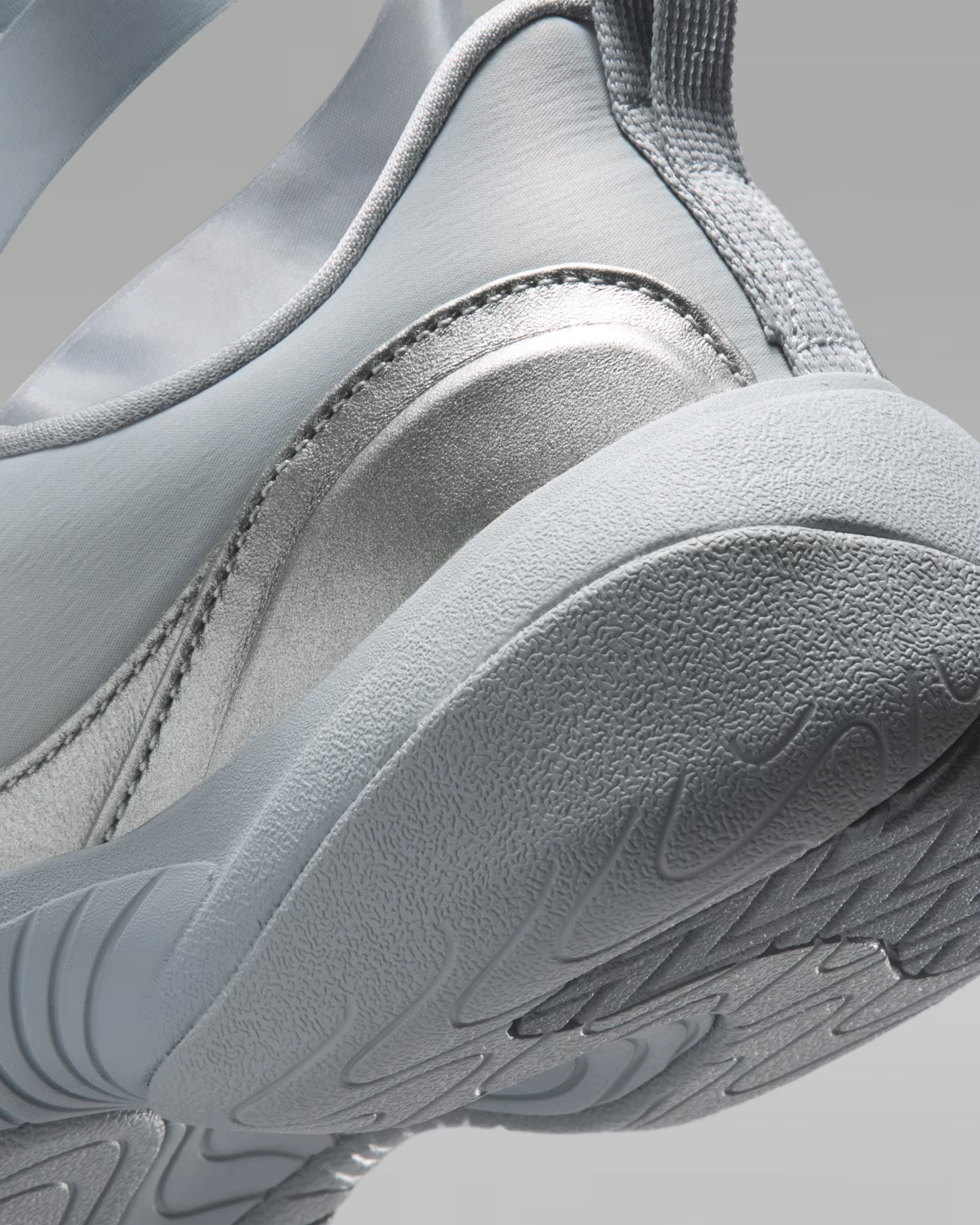 IB8597-002 Nike Jordan Pointe "Metallic Silver/Smoke Grey" (Women's)
