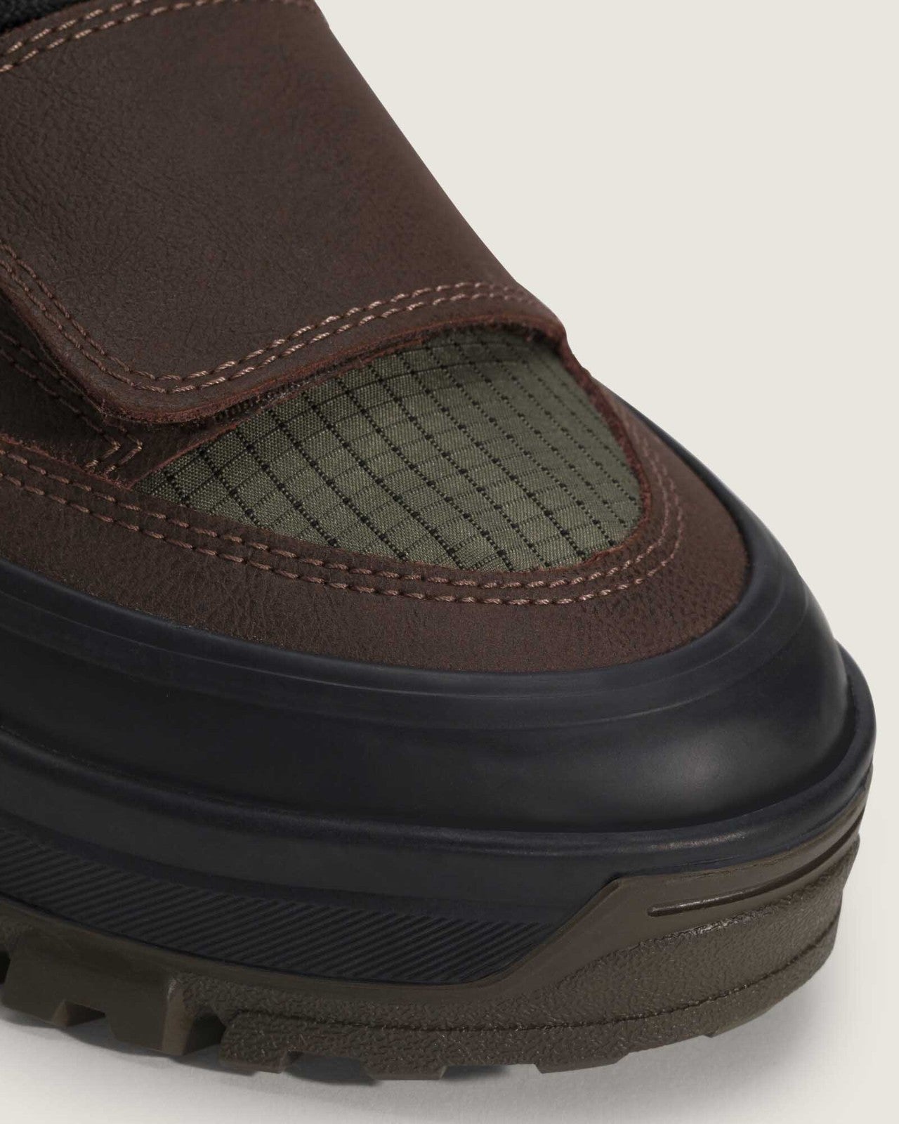 VN000DAYF87 Vans Mt.Edition Mid GORE-TEX Insulated Dark Green Dark Brown (Men's)
