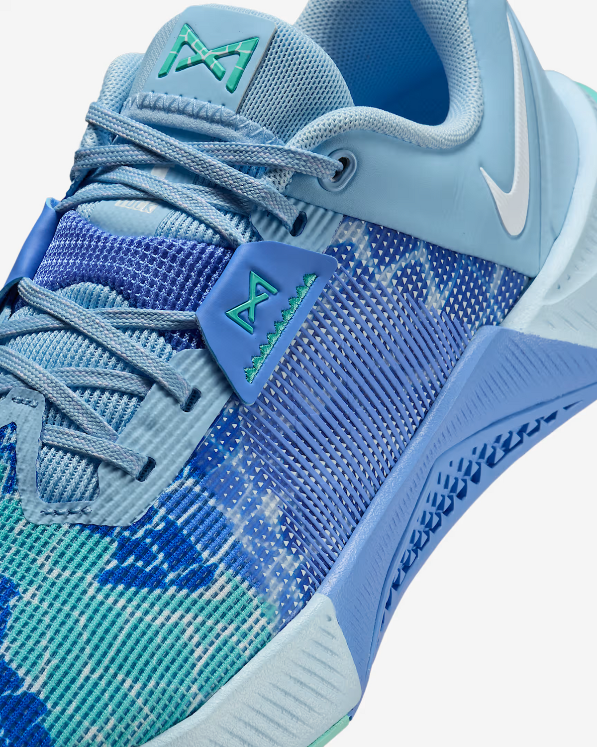 HQ2621-400 Nike Metcon 10 AMP Ice Blue Royal Pulse Racer Blue White (Women's)