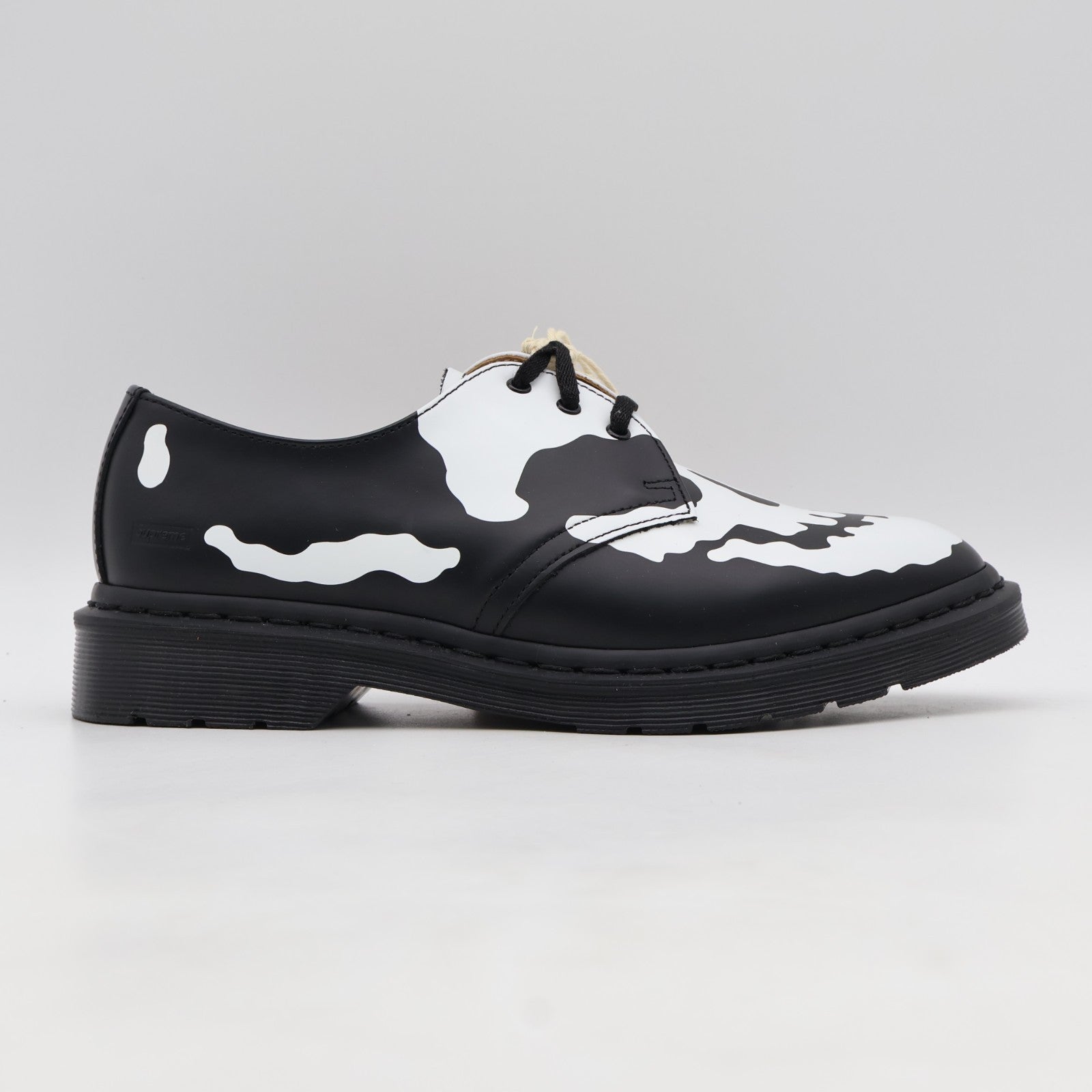 42936001 Supreme Dr.Martens 1461 Skull 3 Eye Shoe Black White (25FW Week14) (Men