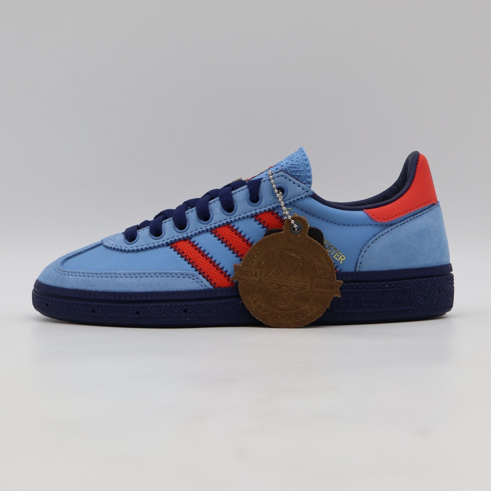 IH3312 C.P. Company adidas Originals Manchester Spezial Light Bluel (Men's)