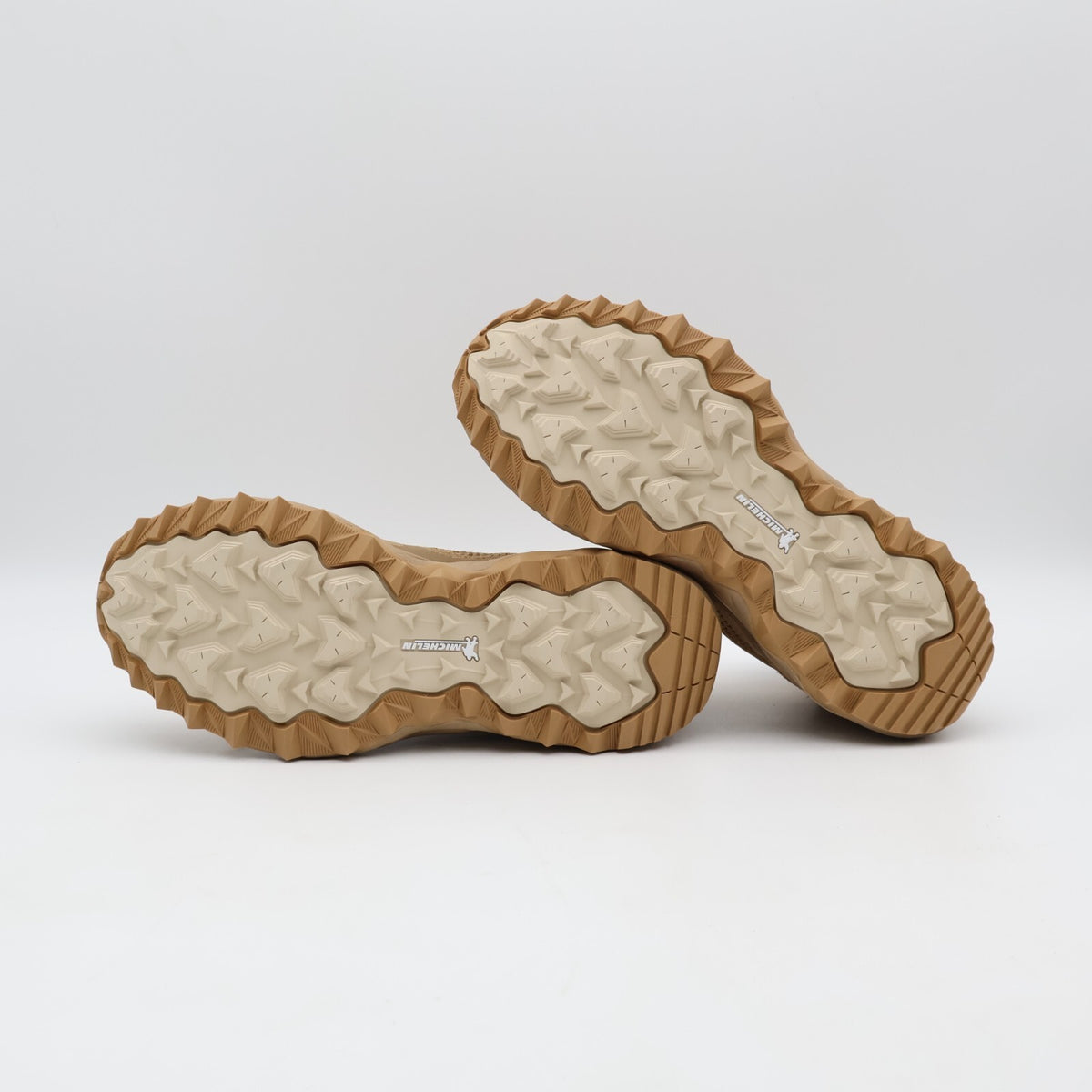 D1GD245502 nonnative Ã Mizuno Wave Mujin TL Mid GORE-TEX Cognac (Men's)