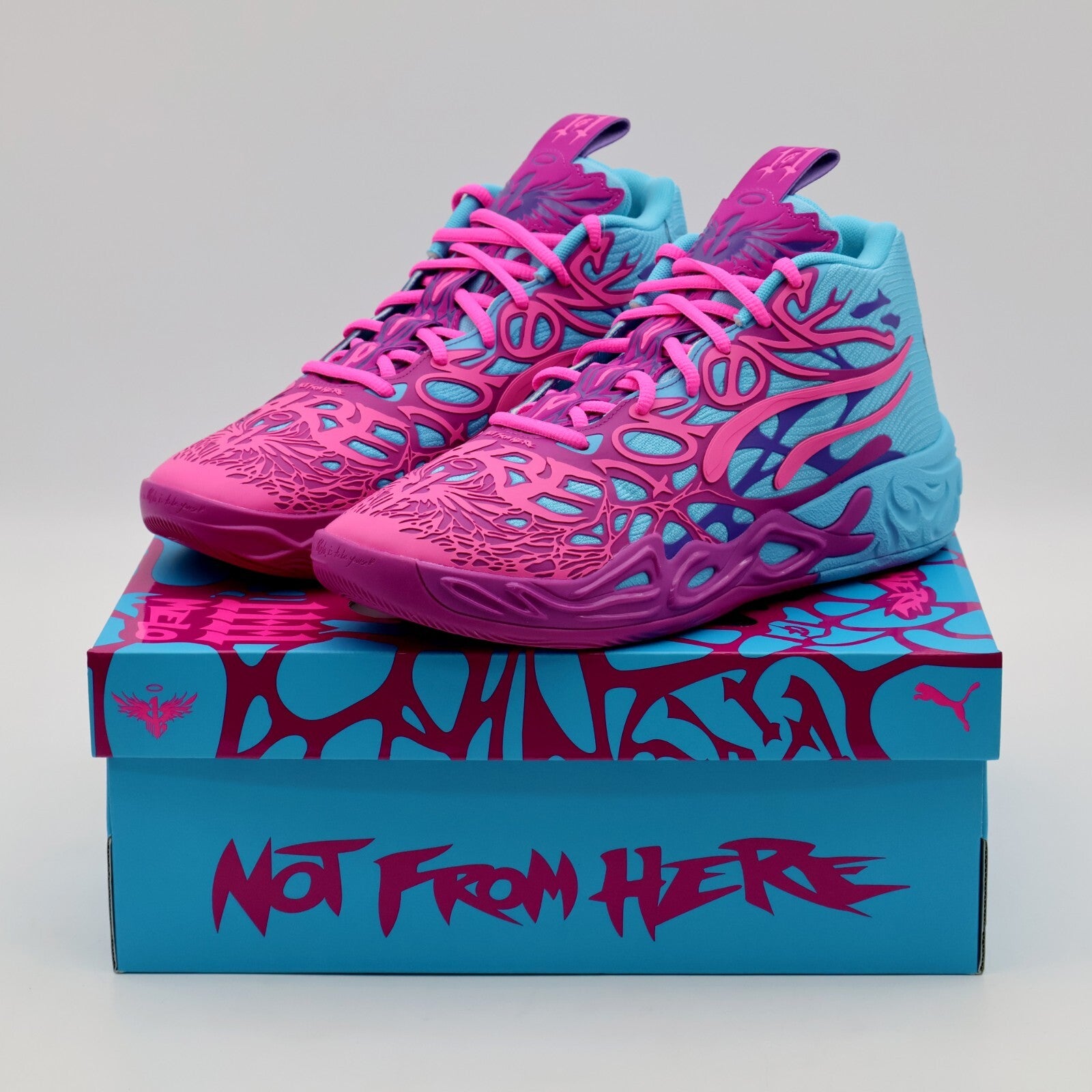 310836-01 Puma MB04 Iridescent Hornets Deep Orchid Poison Pink (Men's)