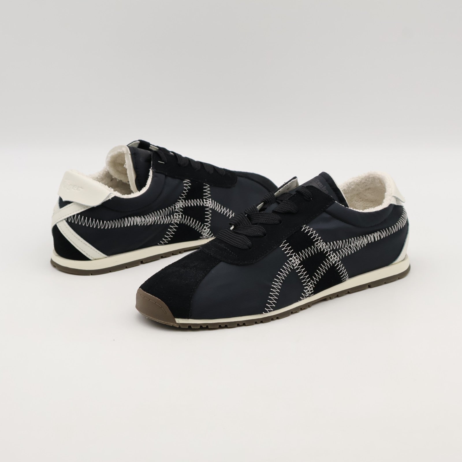 1183C317-001 Onitsuka Tiger Tiger Corsair A55 Black Cream (Men's)