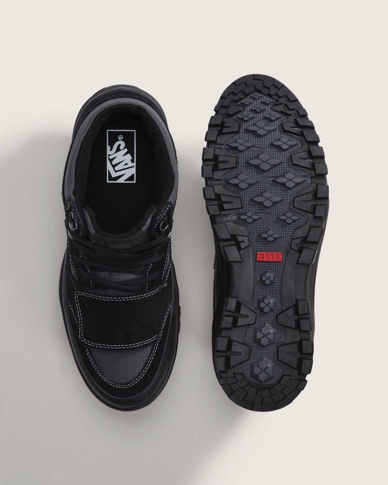 VN000DAYBKA Vans Mt.Edition Mid GORE-TEX Insulated Black Black (Men's)