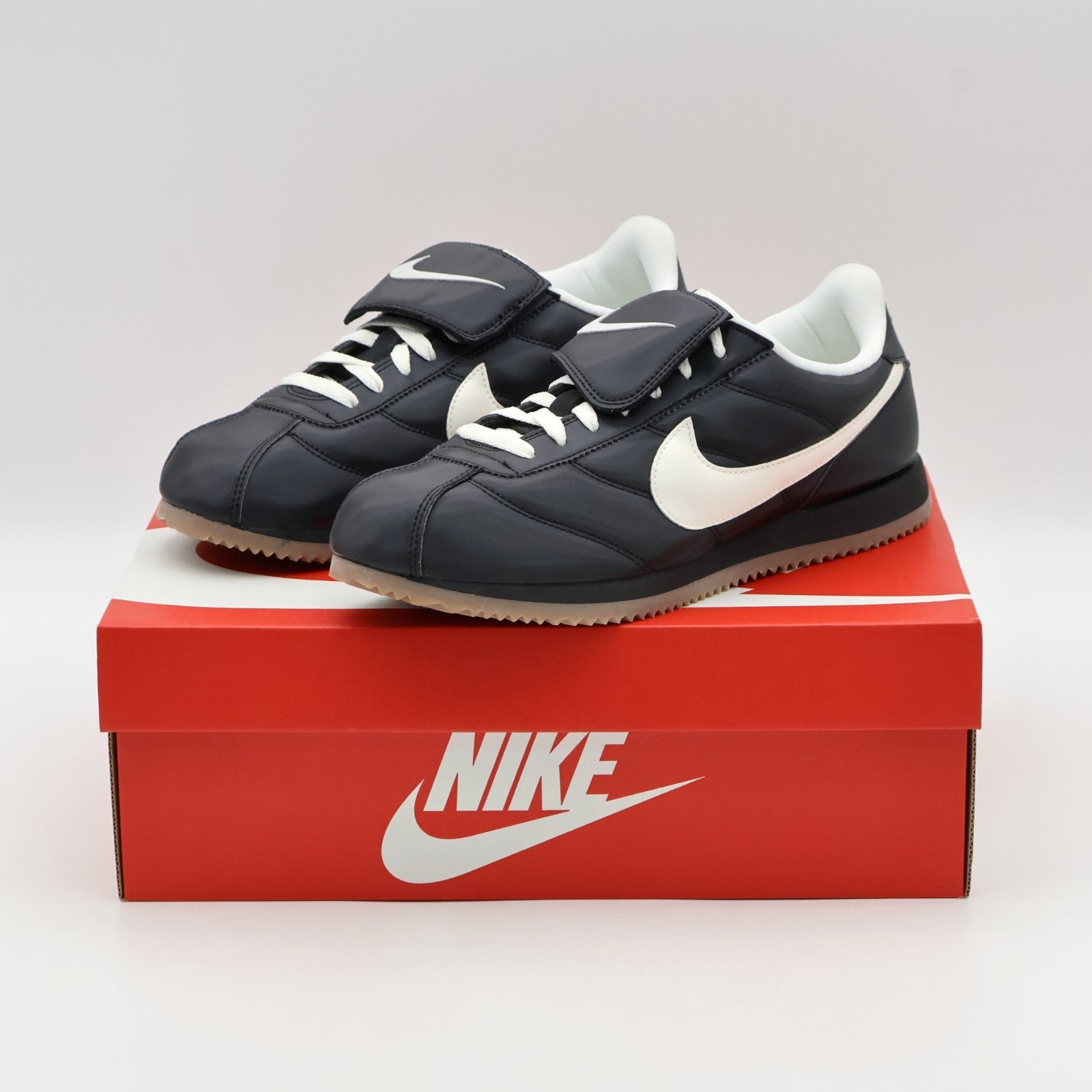 IM4843-010 Nike Cortez SE Tiempo (Men's)