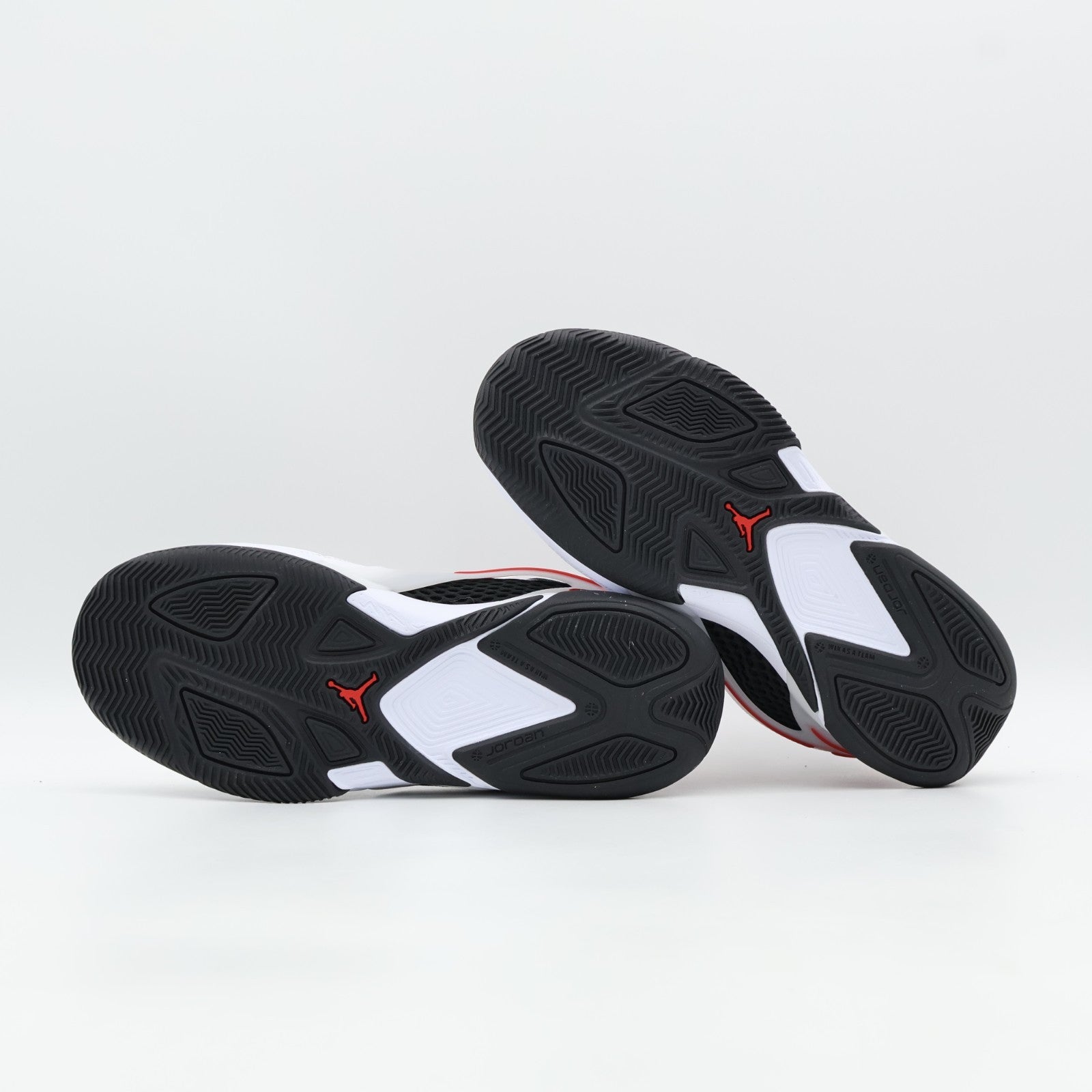 FQ3859-106 Nike Jordan Heir Series Blood Line (Men's)