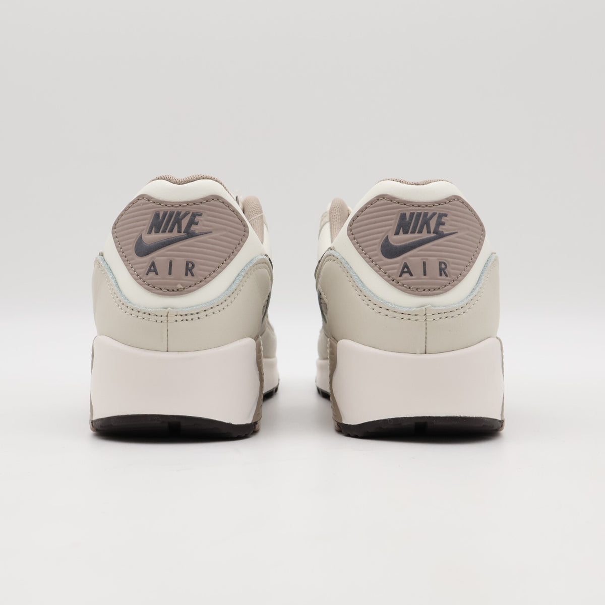 HV4915-100 Nike Women's Air Max 90 Snakeskin Pink (Womem's)