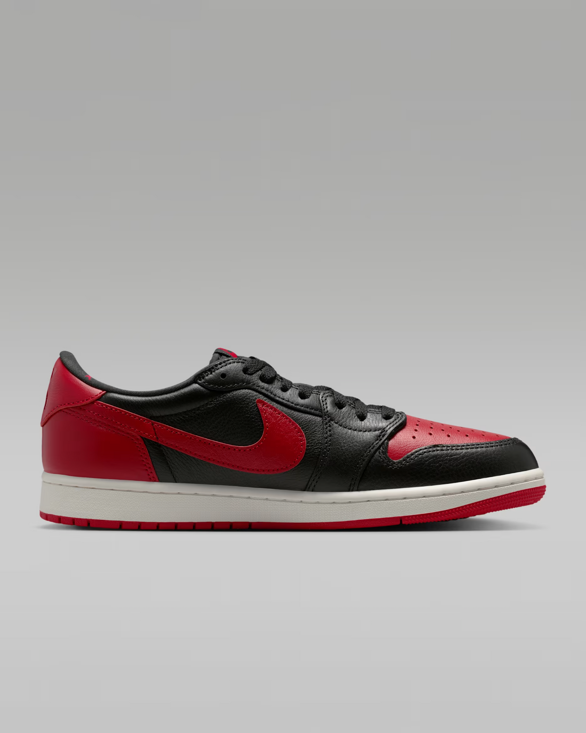 IW6276-001 Nike Air Jordan 1 Retro Low OG "Banned" (Men's)