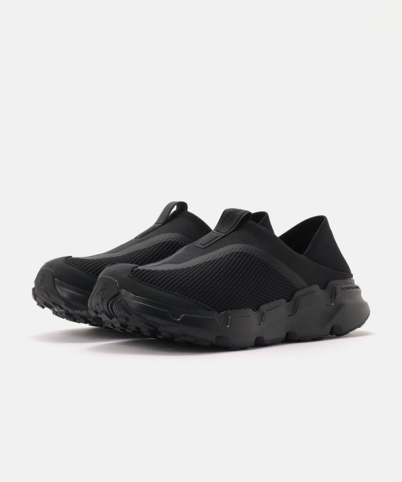 3MG30221043 On Cloudsoma Moc "Black" (Men's)