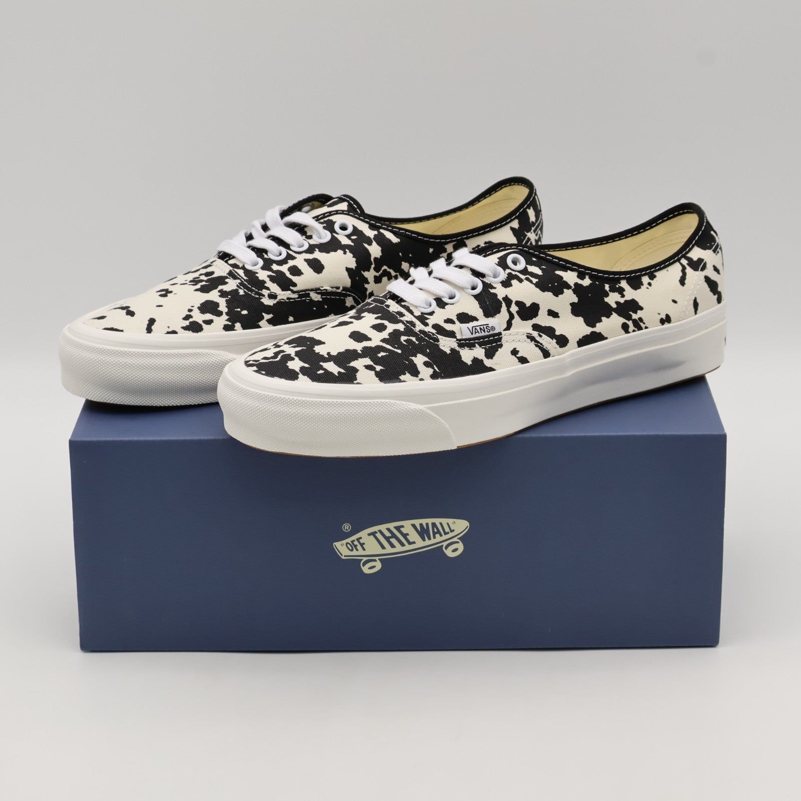 VN000EBNBPT Vans Premium Authentic 44 Black Marshmallow (Men's)