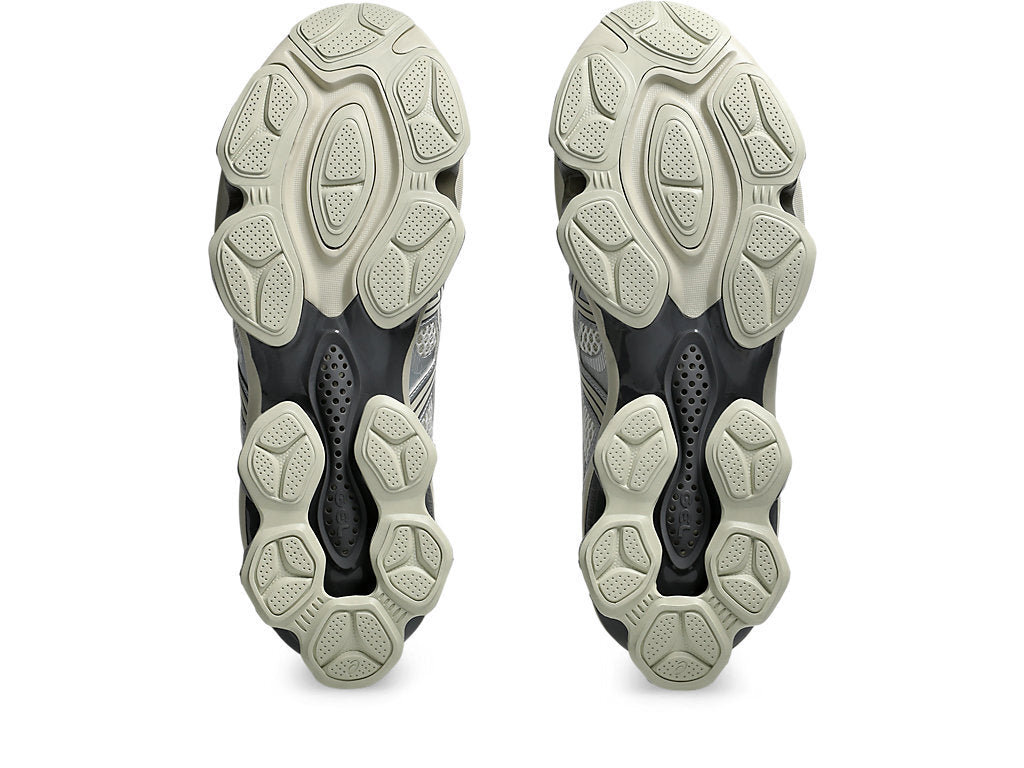 1203A270-101 Asics Gel-Quantum Kinetic White Light Dust (Men's)