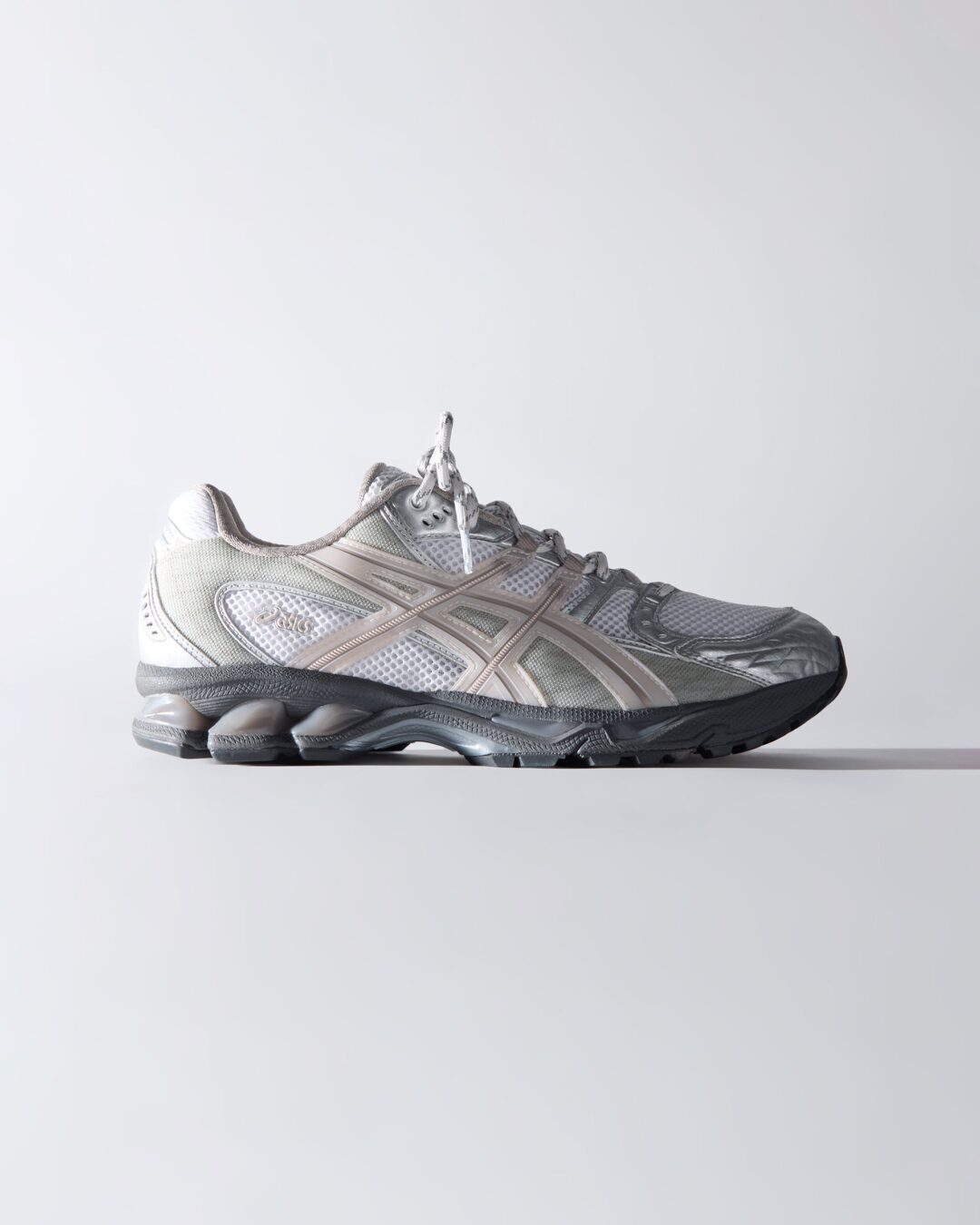 1203A723-100 Kith Ronnie Fieg Asics Gel-Nimbus 10.1 White Morganite (Men's)