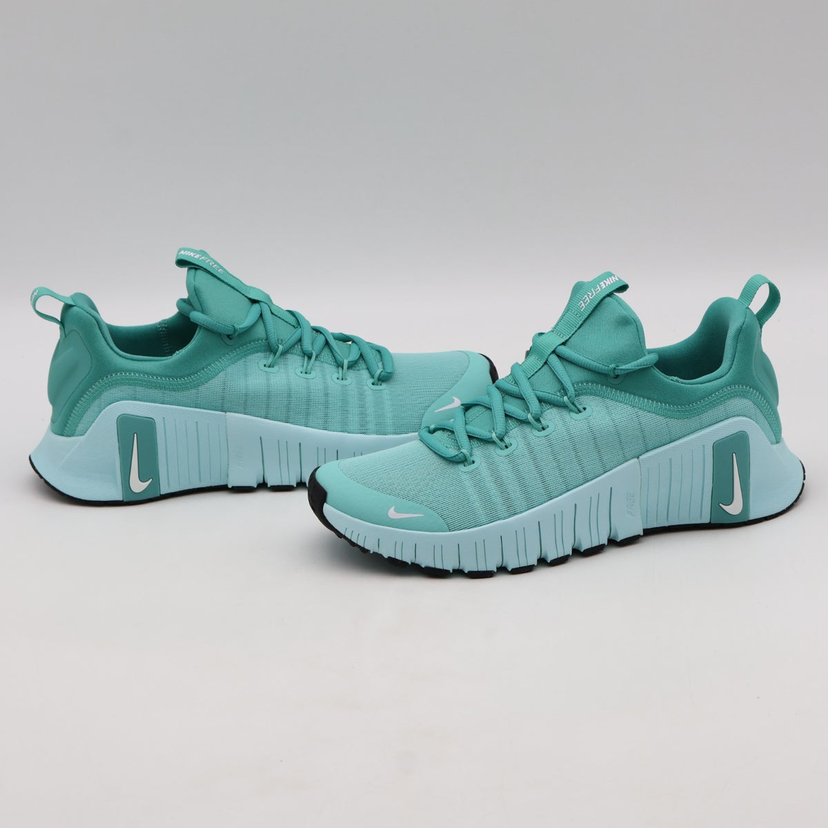 FJ7126-301 Nike Free Metcon 6 Bleached Turquoise Washed Teal Teal Tint (Women's)