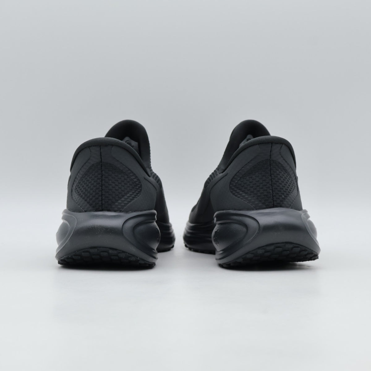 HQ2414-003 Nike Revolution 8 EasyOn "Anthracite/Black" (Men's)