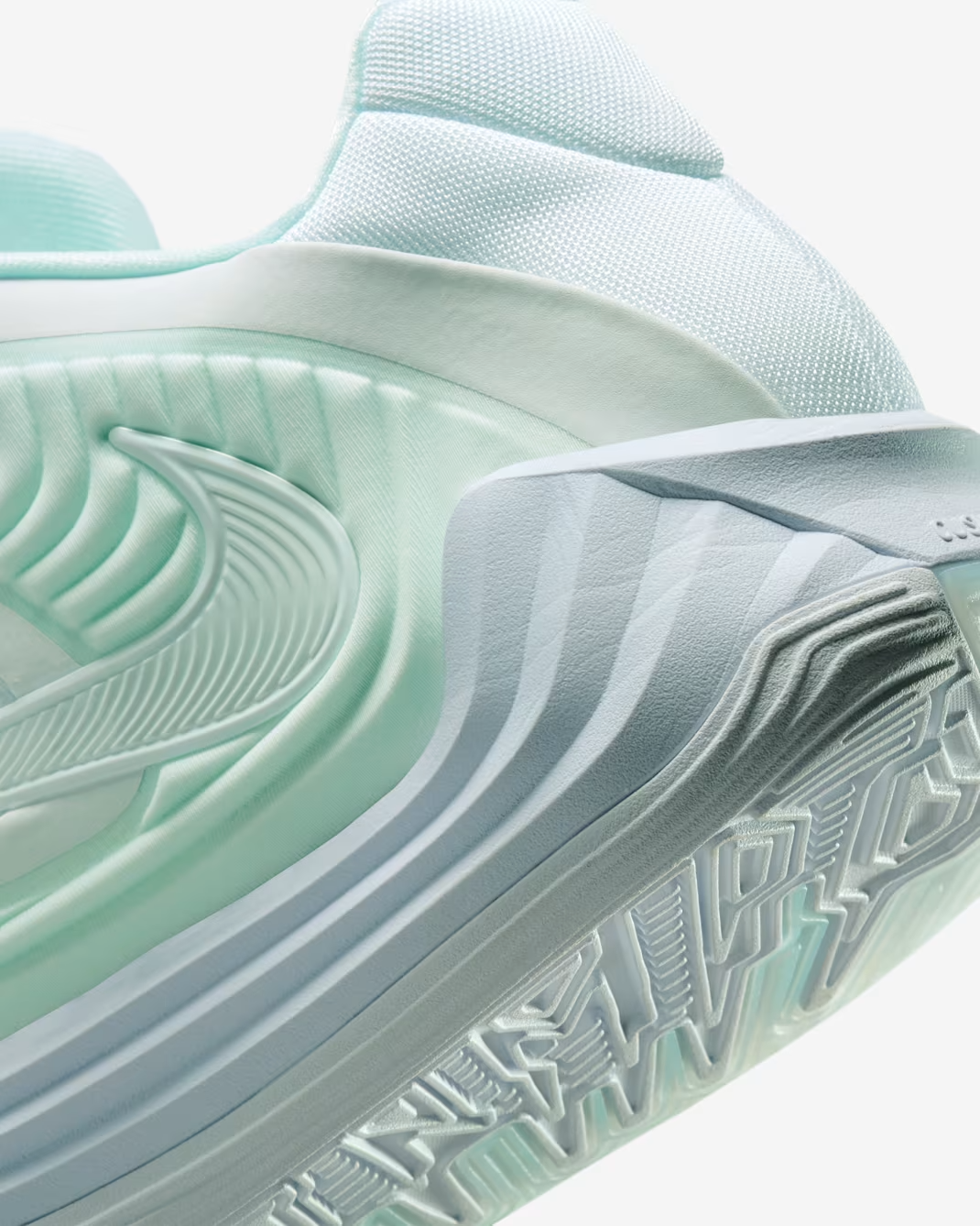 II7518-100 Nike Giannis Freak 7 White Light Green (Men's)