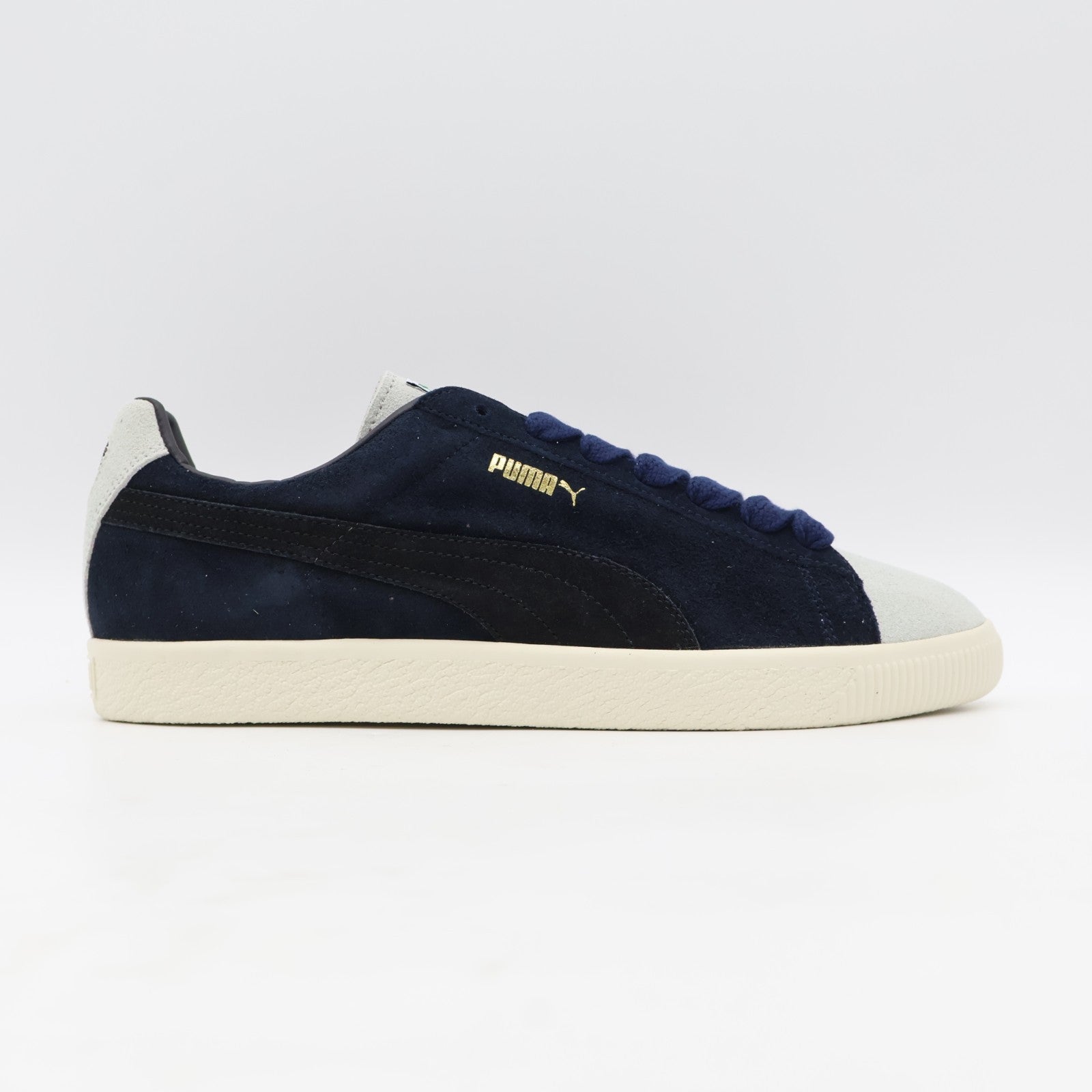 404132-01 Acy Puma Suede VTG MIJ Navy Warm White Black Puma (Men's)