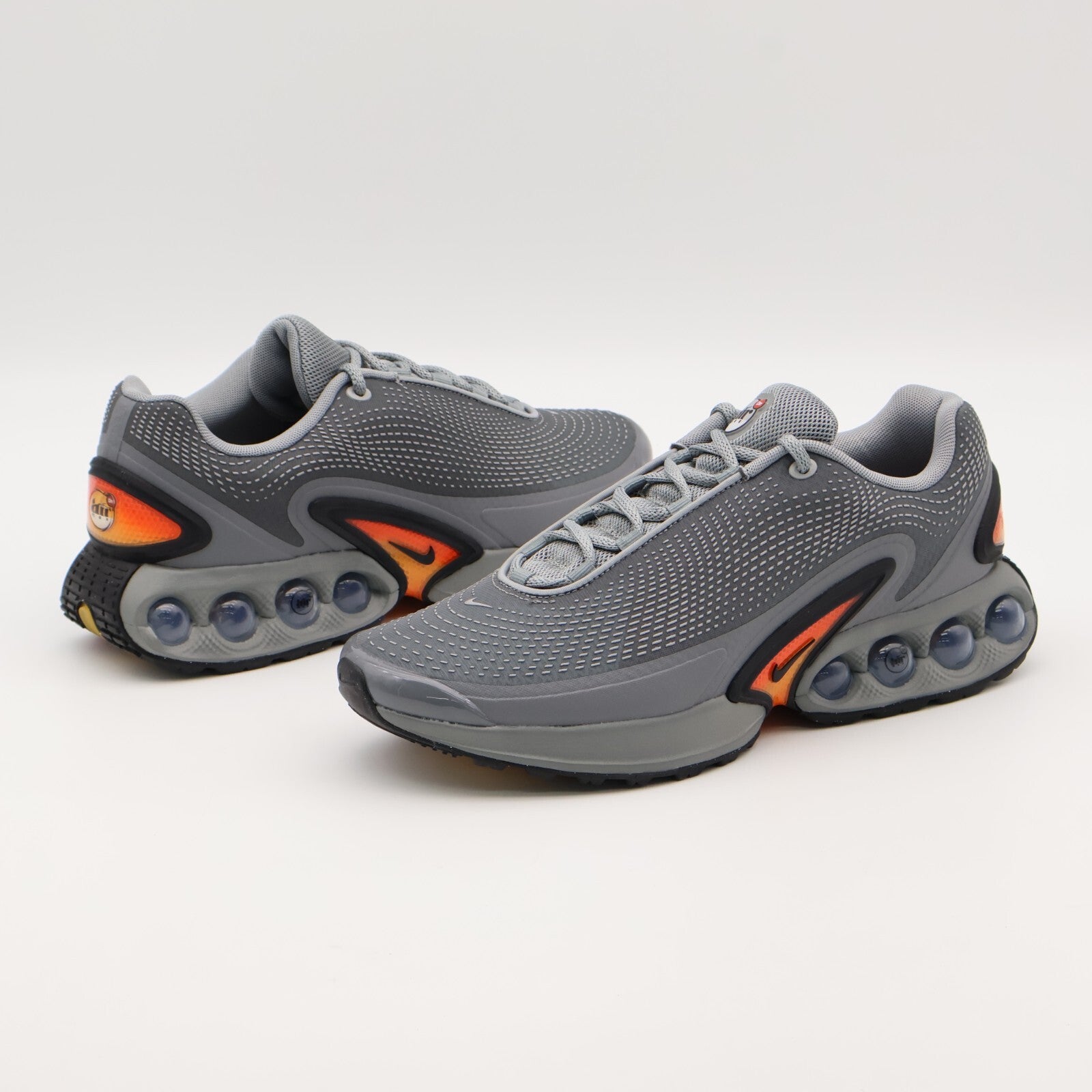 DV3337-004 Nike Air Max DN Particle Grey Black Smoke Grey Wolf Grey (Men's)