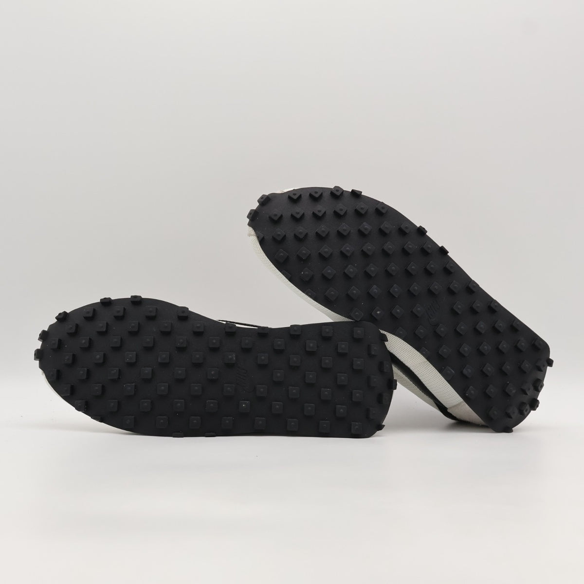 HJ4687-101 Nike LD-1000 Summit White Black White (Men's)