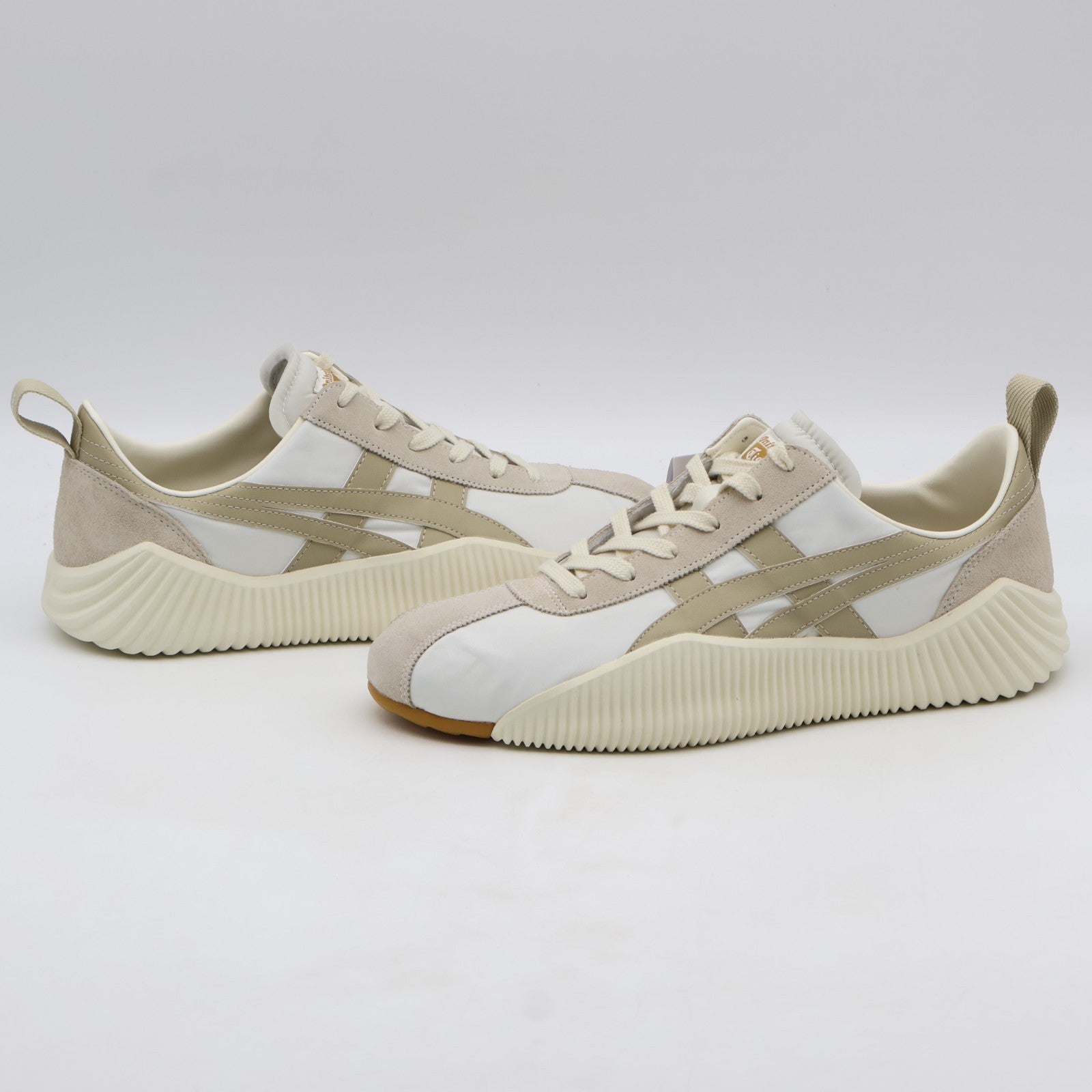 1183B257-104 Onitsuka Tiger Acromount Cream Putty (Men's)