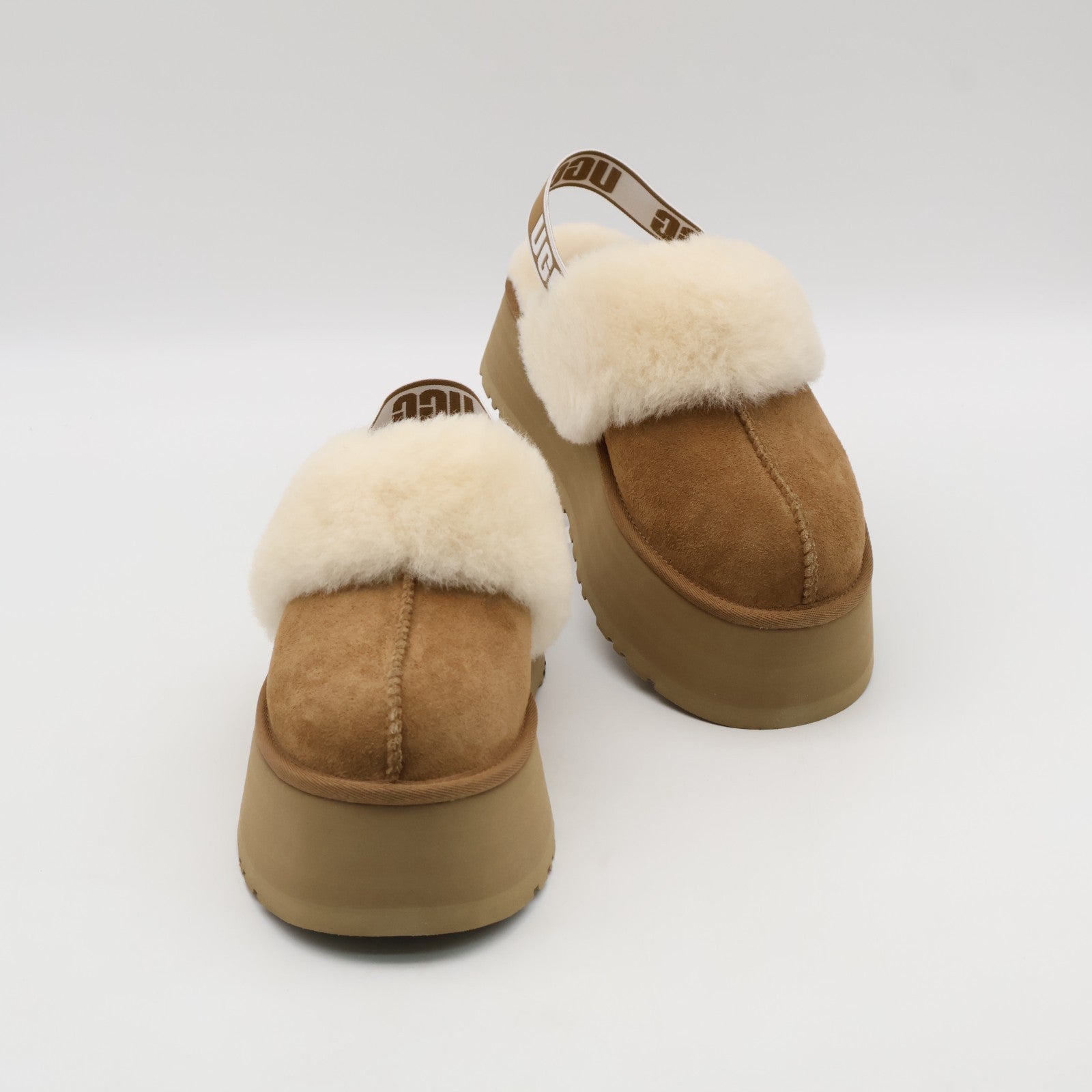1113474-CHE UGG FUNKETTE CHESTNUT