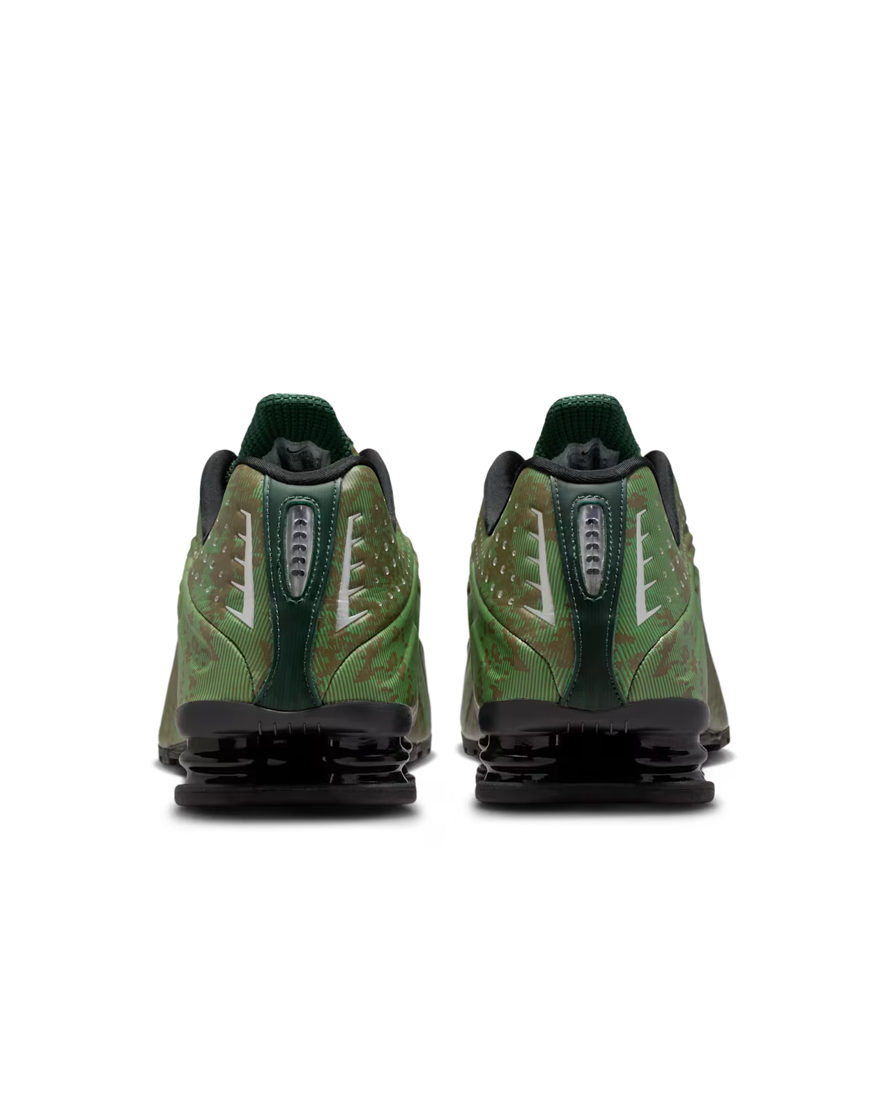 IQ0636-300 Nike Shox R4 Noble Green and Team Kelly Green (Men's)