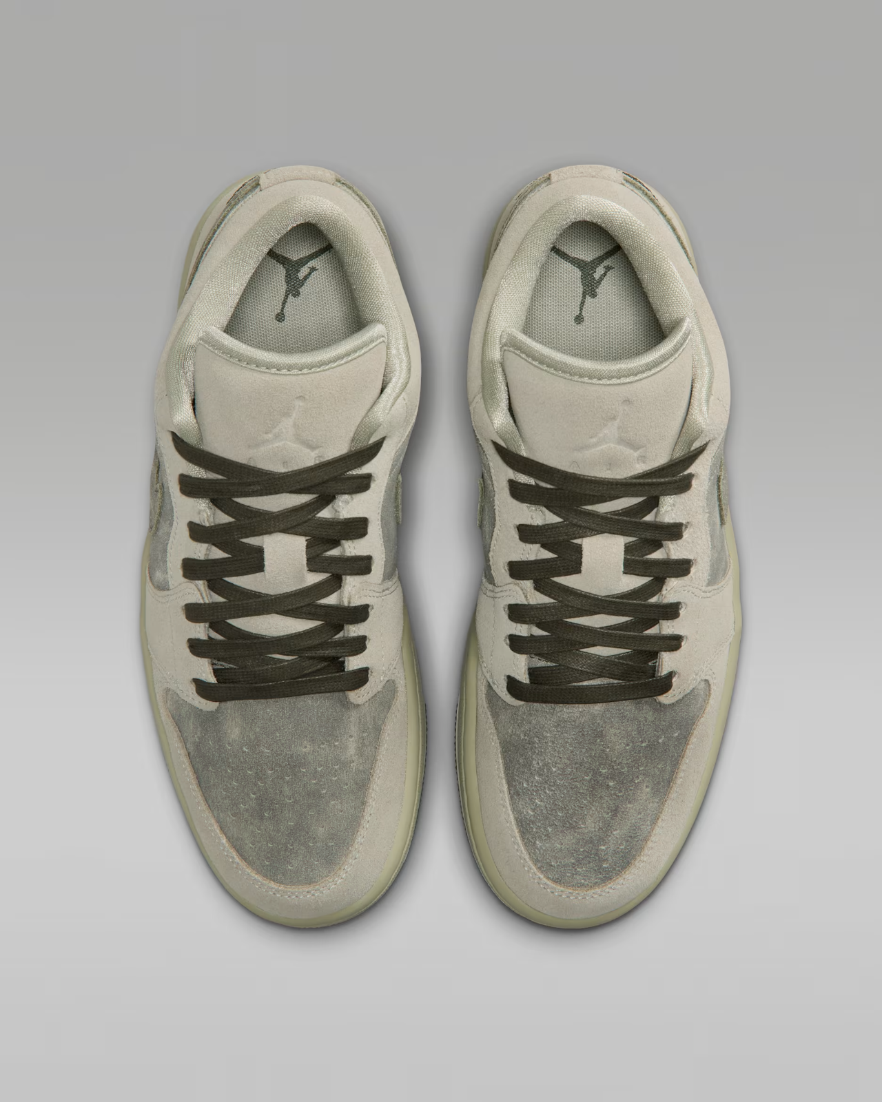 IR7327-304 Nike Air Jordan 1 Low SE "Spruce Fog/Jade Stone (Women's)