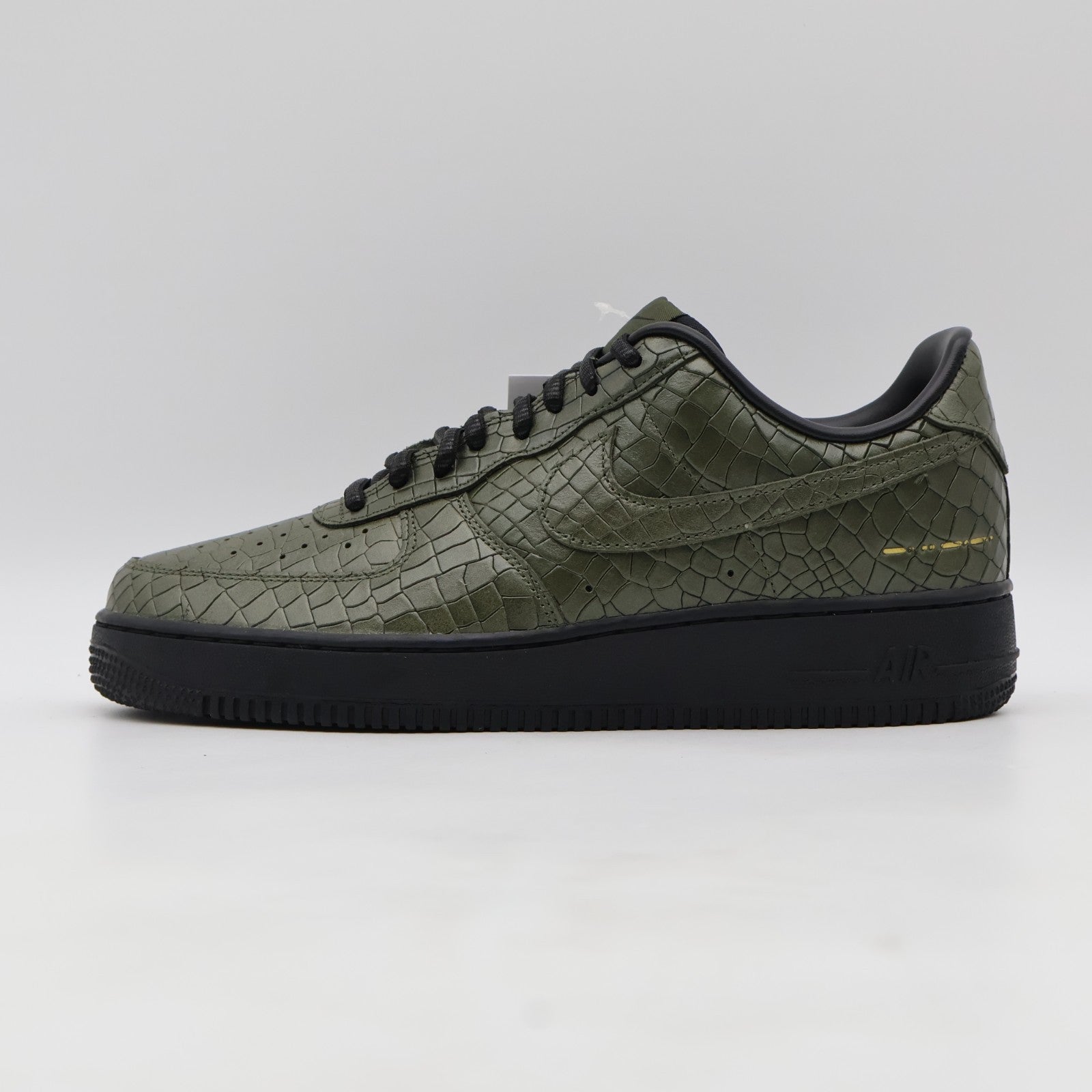 IQ3370-325 Nike Air Force 1 07 Low Morse Code Croc Cargo Khaki (Men's)