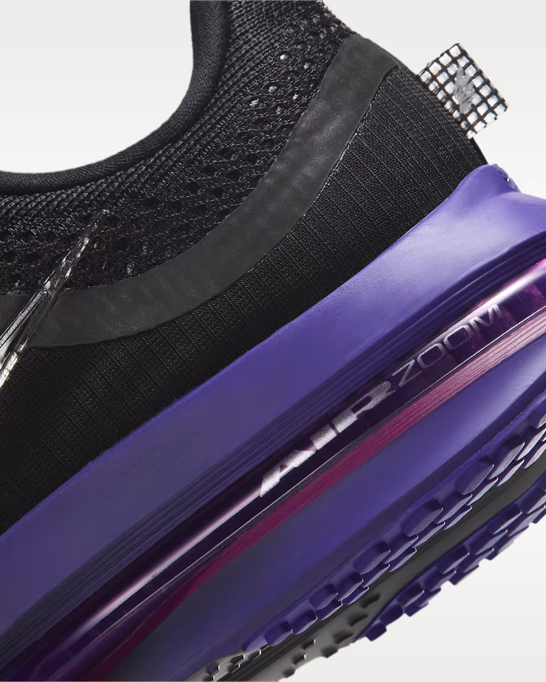 HQ2593-013 Nike Pegasus Premium "Black/Dark Concord" (Women's)