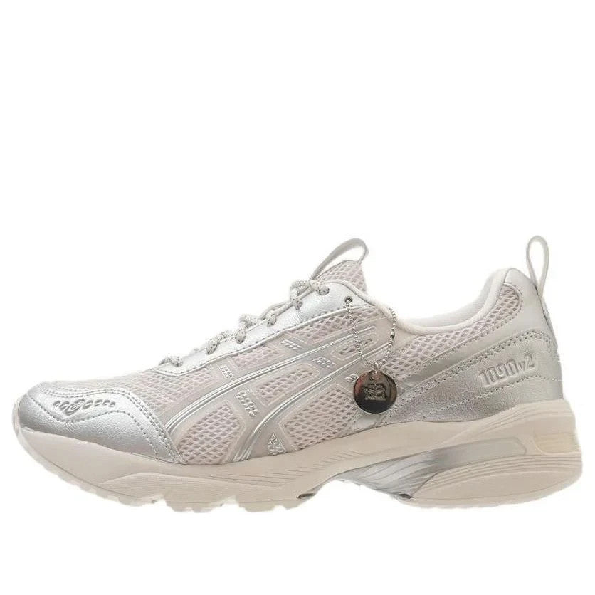 1203A518-100 SNIDEL Ã Asics GEL-1090V2 "Silver" (Men's)