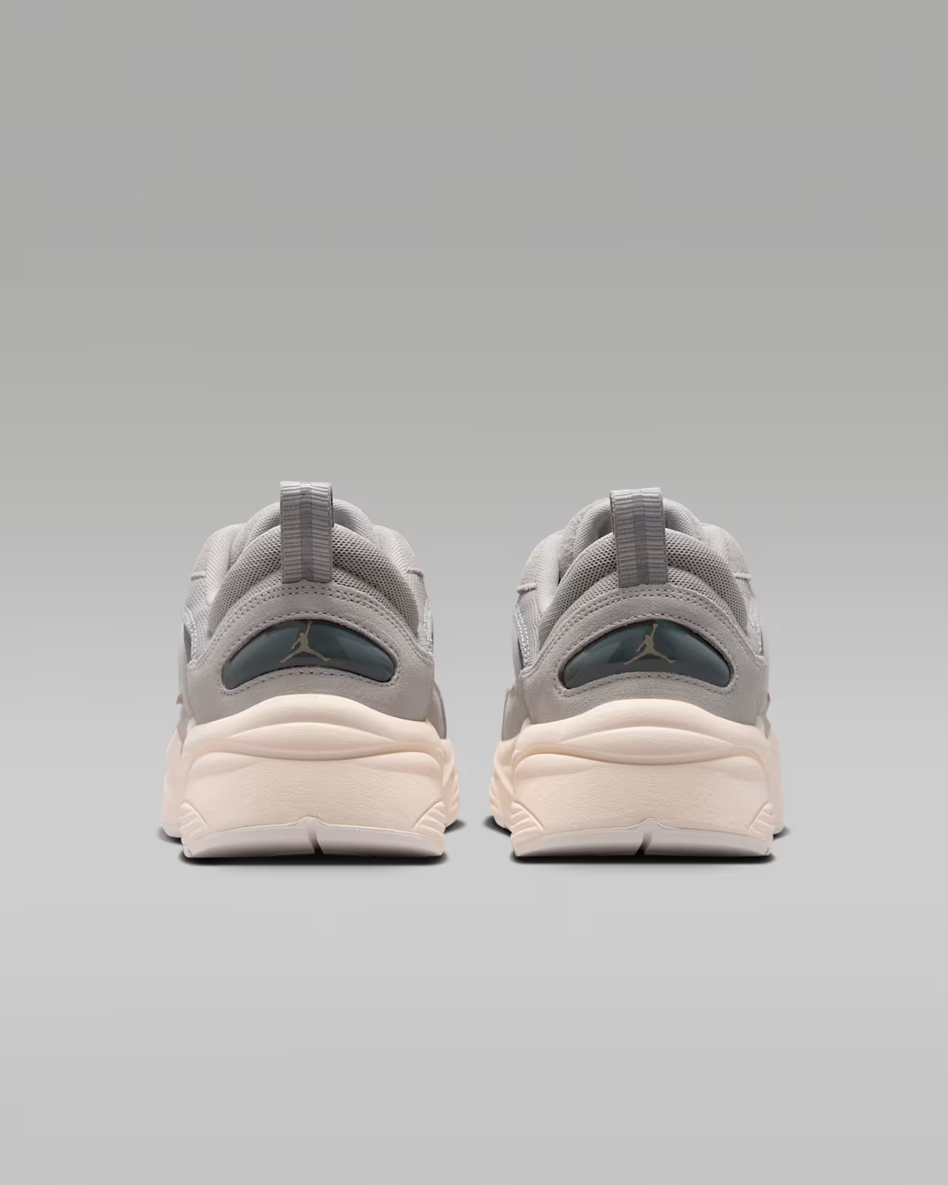 IB3722-011 Nike Jordan Trunner O/S "Light Iron Ore/Smoke Grey" (Men's)