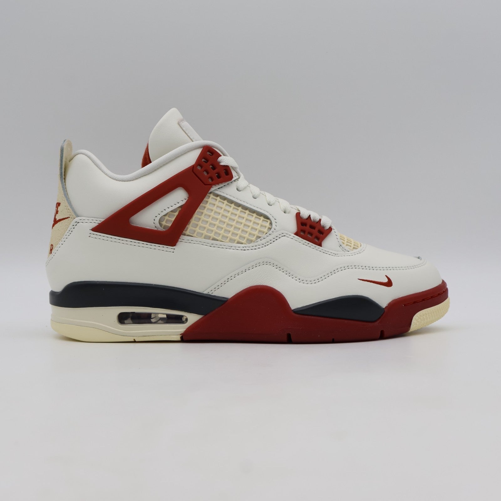 IQ8055-100 Nigel Sylvester Ã Nike Air Jordan 4 "Brick After Brick" (Men's)