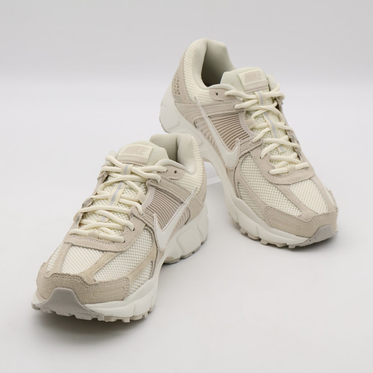 HF1553-100 Nike Vomero 5 Light Orewood brown (Men's)