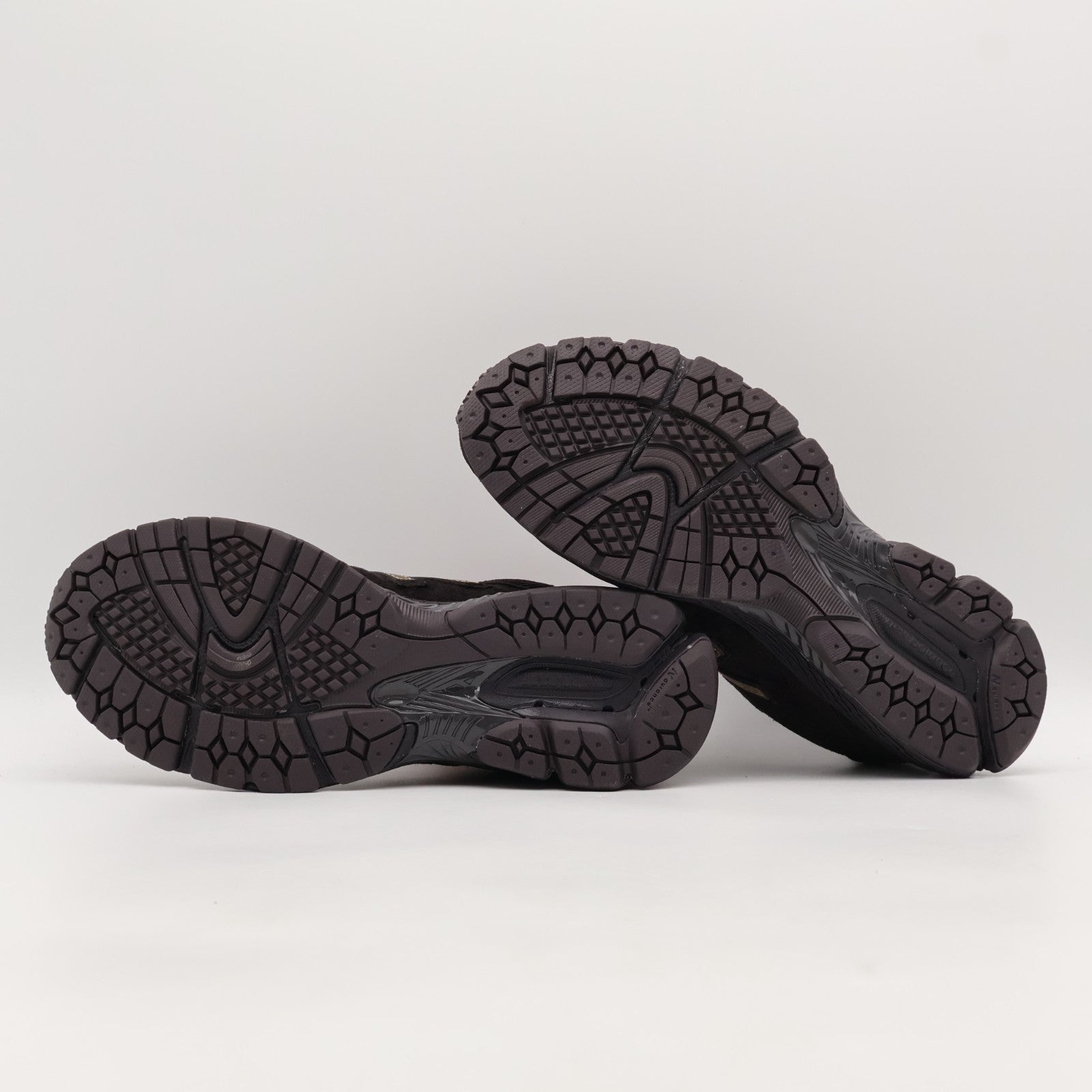 ML860KT2 Kith New Balance 860V2 Espresso (Men's)
