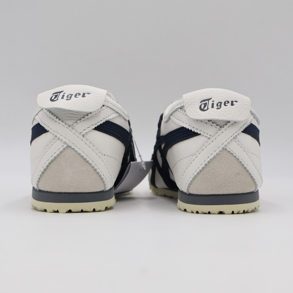 1183C577-100 Onitsuka Tiger Mexico 66 Viny Off White/Iron Navy (Men's)