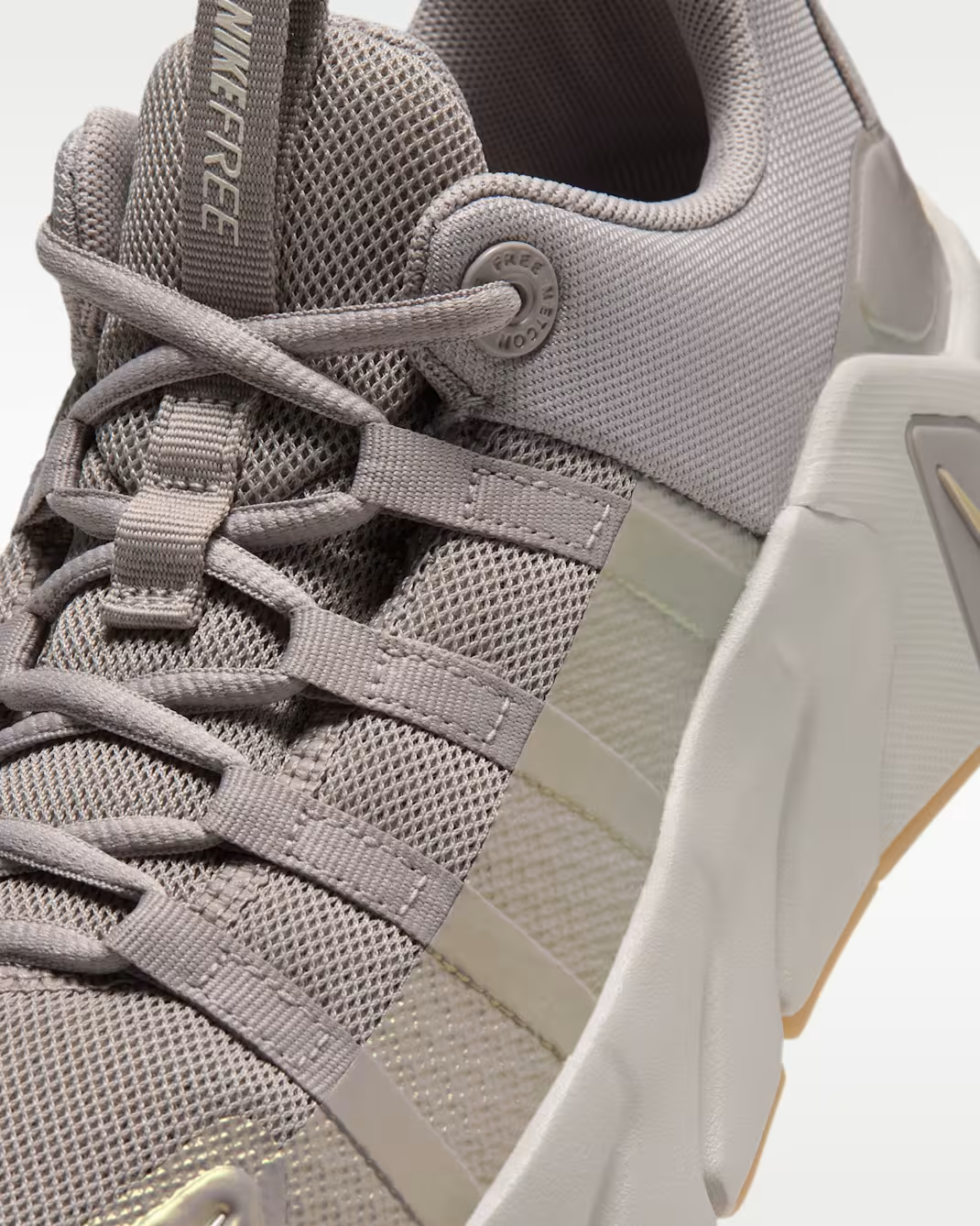 IO8036-001 Nike Free Metcon 7 SE "College Grey/Light Bone" (Women's)
