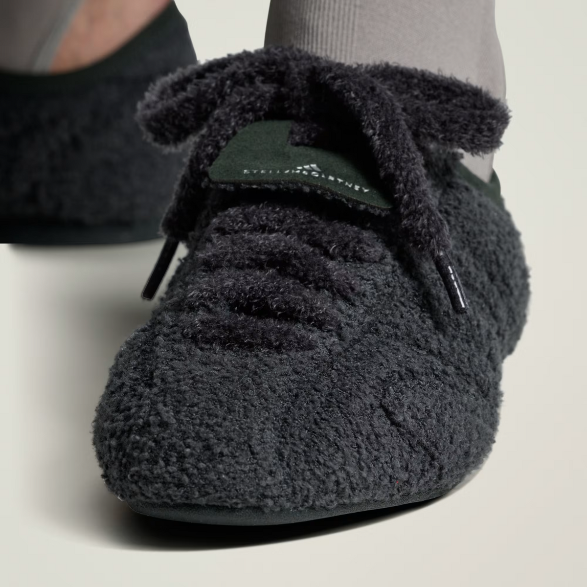 KI9323 adidas by Stella McCartney Sportswear 76 (Women's)