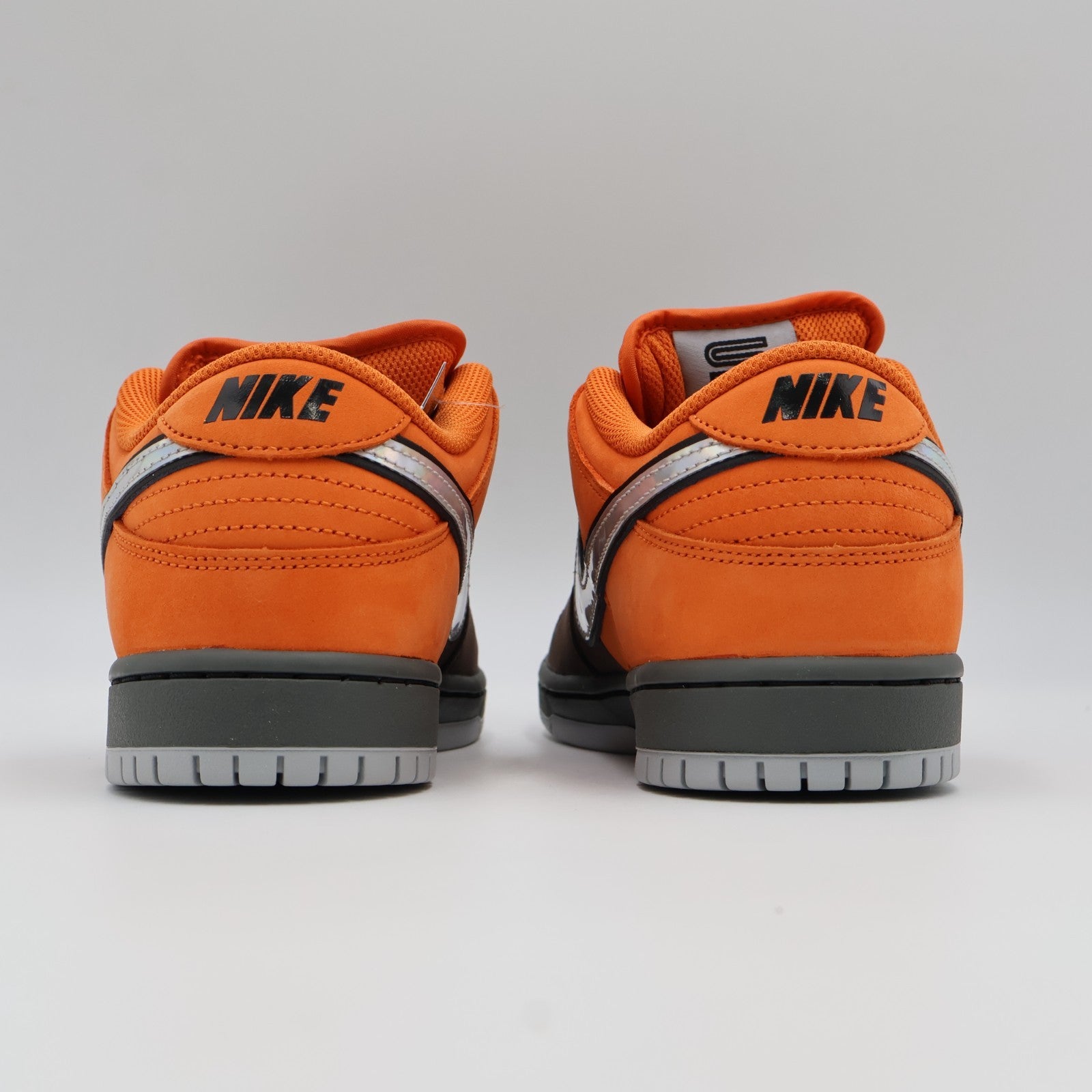 IR1888-800 Nike SB Dunk Low Pro Premium Muni April (Men's)