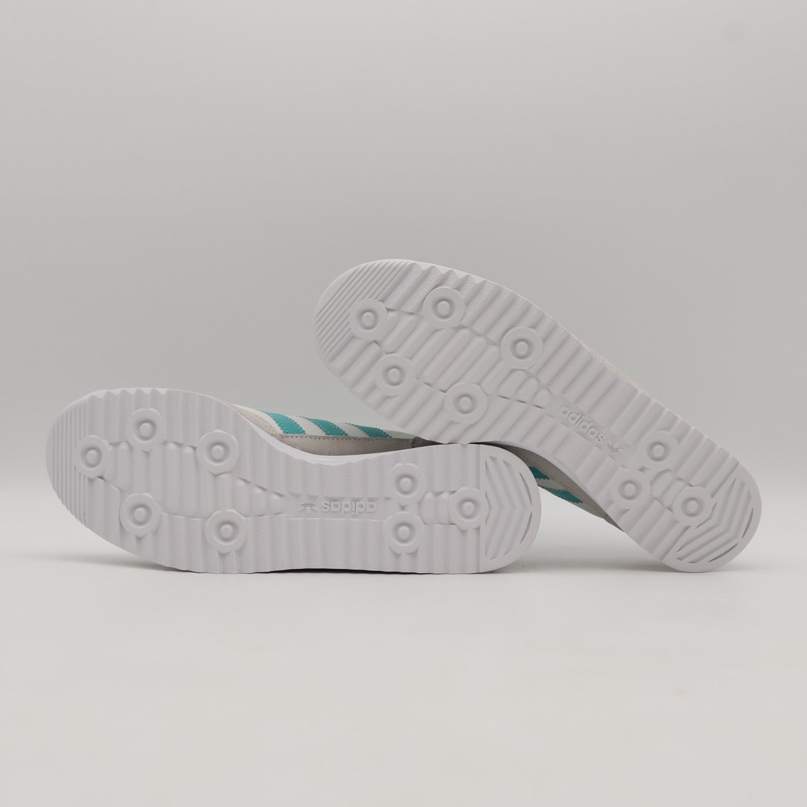 JQ1781 Mercedes AMG PETRONAS F1 Team adidas Originals SL72 RS Cloud White (Men's